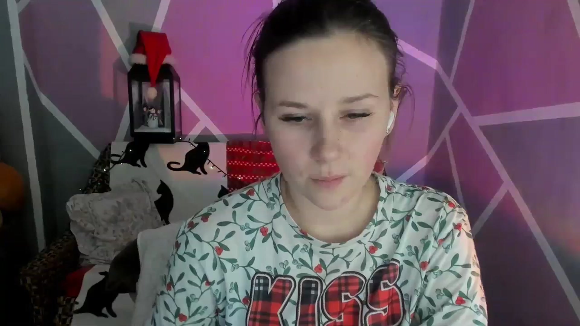 Gallery image thumbnail from Sexy_Ukr's myfreecams stream on, 01/18/2024, 20:25 image 8 of 20