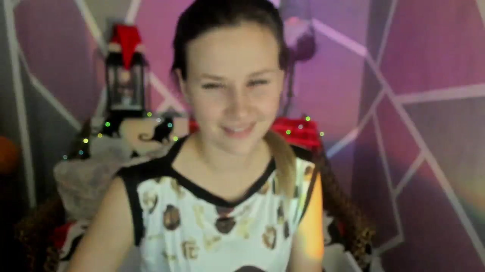 Gallery image thumbnail from Sexy_Ukr's myfreecams stream on, 01/19/2024, 16:09 image 17 of 20
