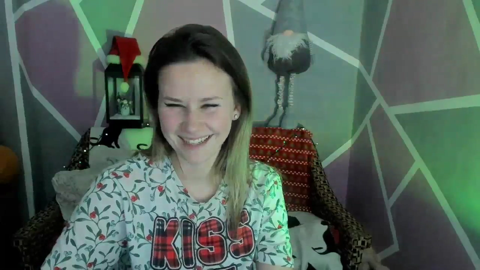 Gallery image thumbnail from Sexy_Ukr's myfreecams stream on, 01/22/2024, 19:13 image 17 of 20
