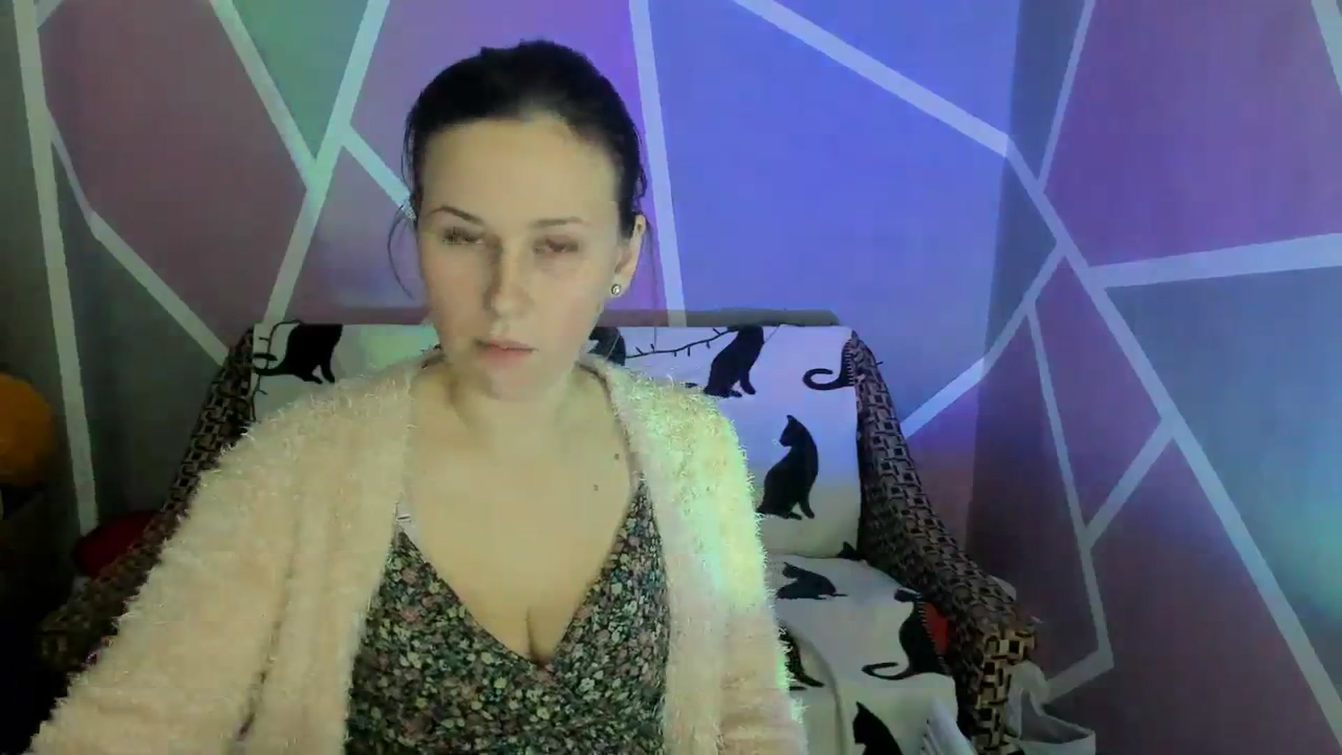 Gallery image thumbnail from Sexy_Ukr's myfreecams stream on, 01/25/2024, 20:14 image 15 of 20