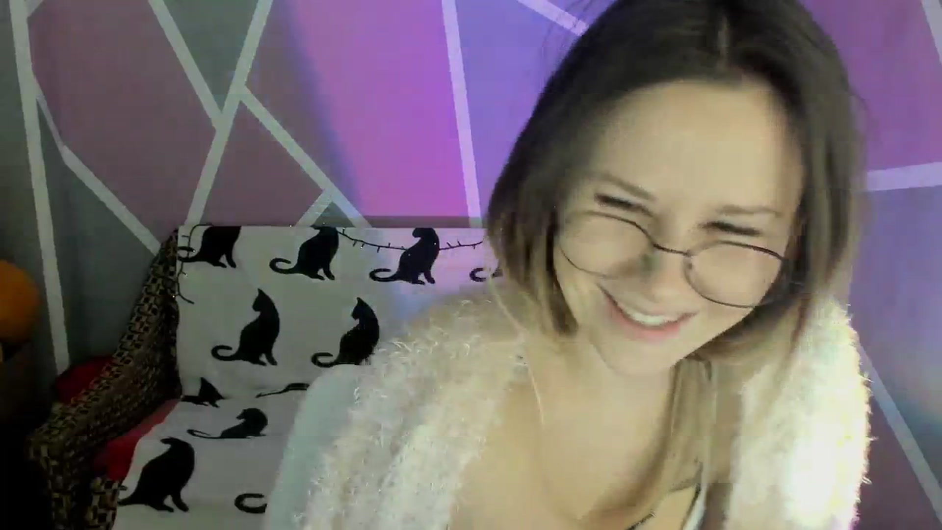 Gallery image thumbnail from Sexy_Ukr's myfreecams stream on, 01/27/2024, 15:48 image 18 of 20