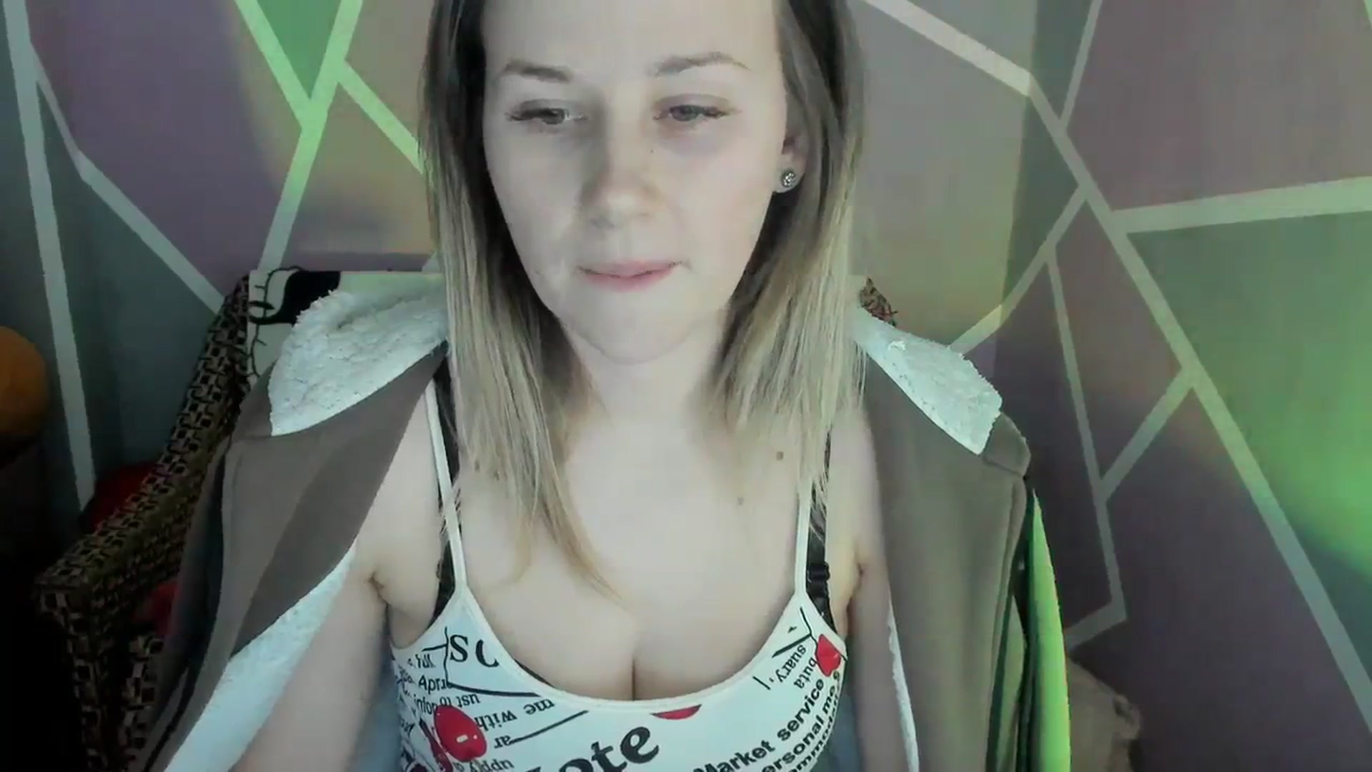Gallery image thumbnail from Sexy_Ukr's myfreecams stream on, 02/01/2024, 17:01 image 9 of 20
