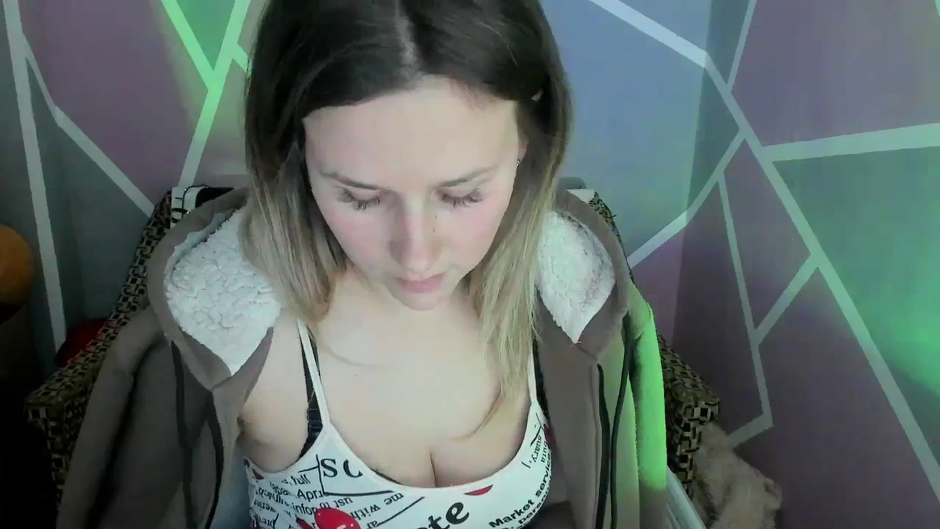 Gallery image thumbnail from Sexy_Ukr's myfreecams stream on, 02/01/2024, 18:00 image 19 of 20