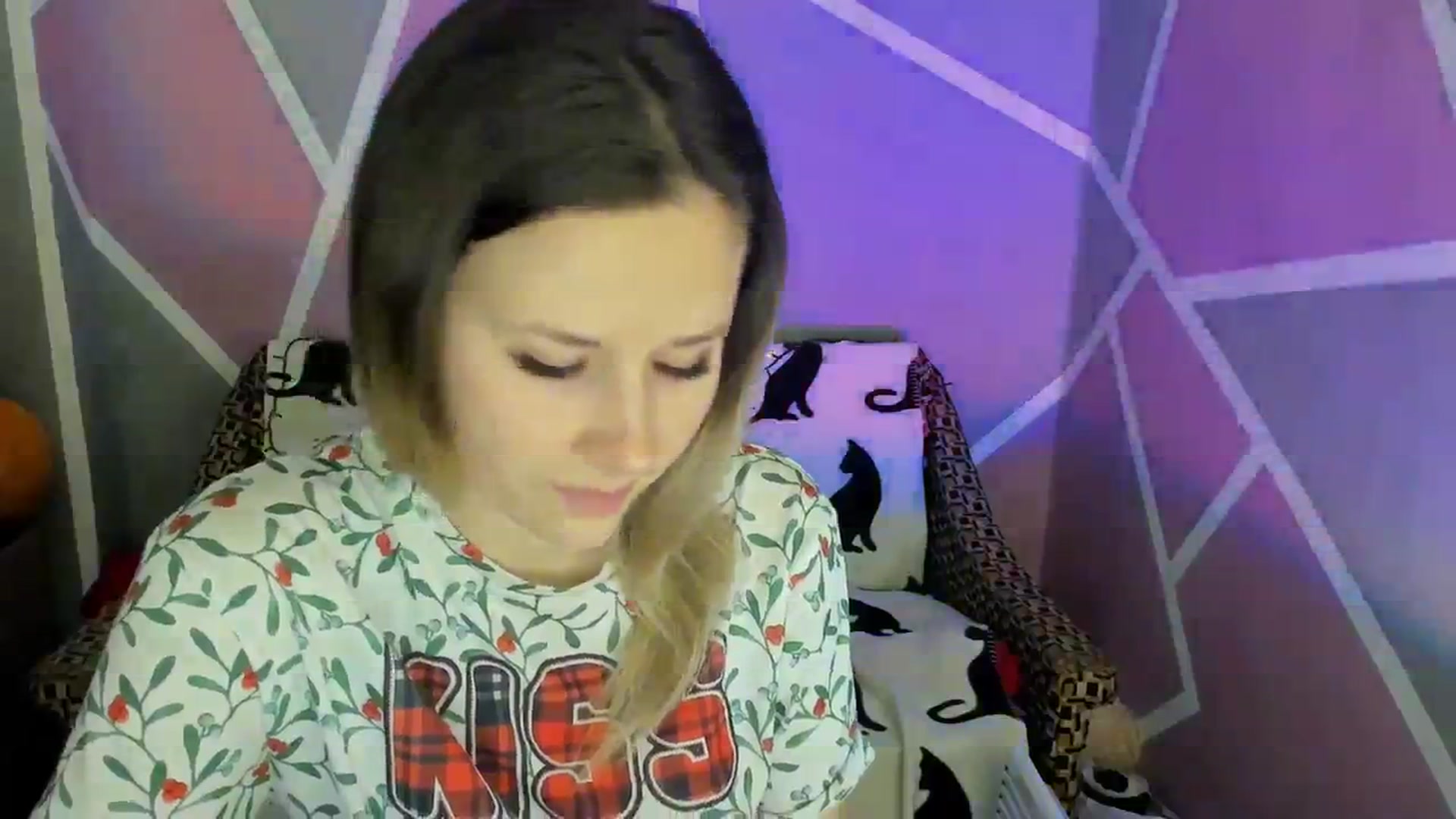 Gallery image thumbnail from Sexy_Ukr's myfreecams stream on, 02/02/2024, 18:03 image 13 of 20