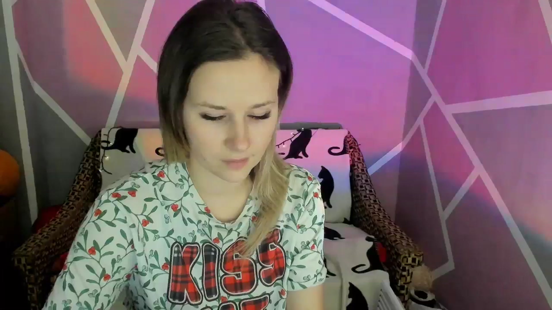 Gallery image thumbnail from Sexy_Ukr's myfreecams stream on, 02/02/2024, 18:03 image 5 of 20