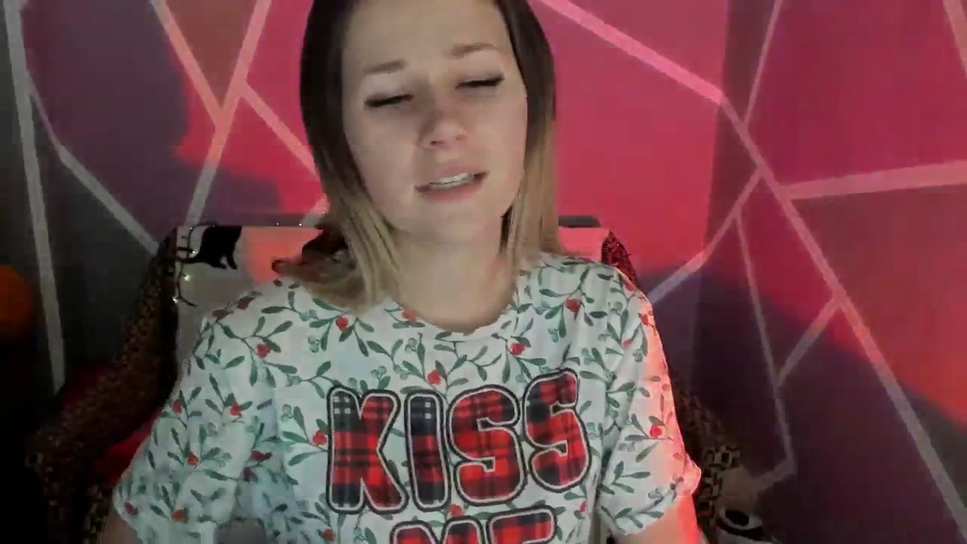 Gallery image thumbnail from Sexy_Ukr's myfreecams stream on, 02/02/2024, 18:03 image 11 of 20