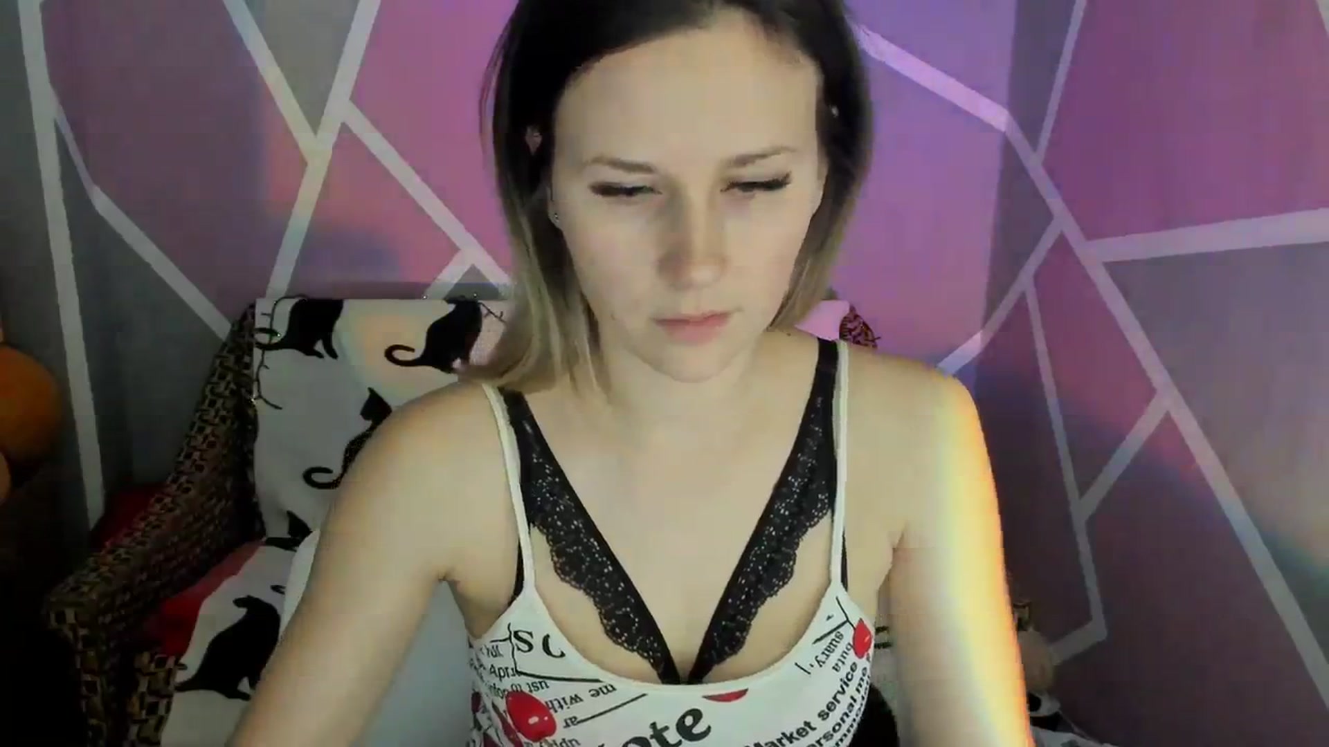 Gallery image thumbnail from Sexy_Ukr's myfreecams stream on, 02/02/2024, 19:47 image 5 of 20