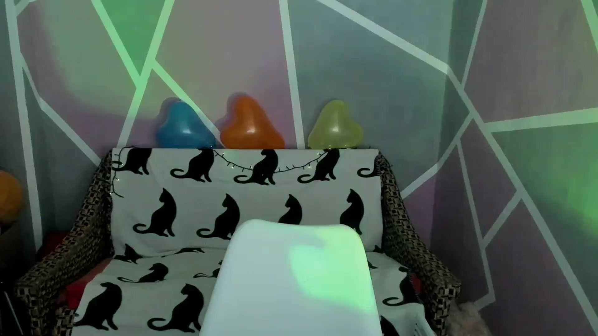 Gallery image thumbnail from Sexy_Ukr's myfreecams stream on, 02/04/2024, 16:41 image 11 of 20