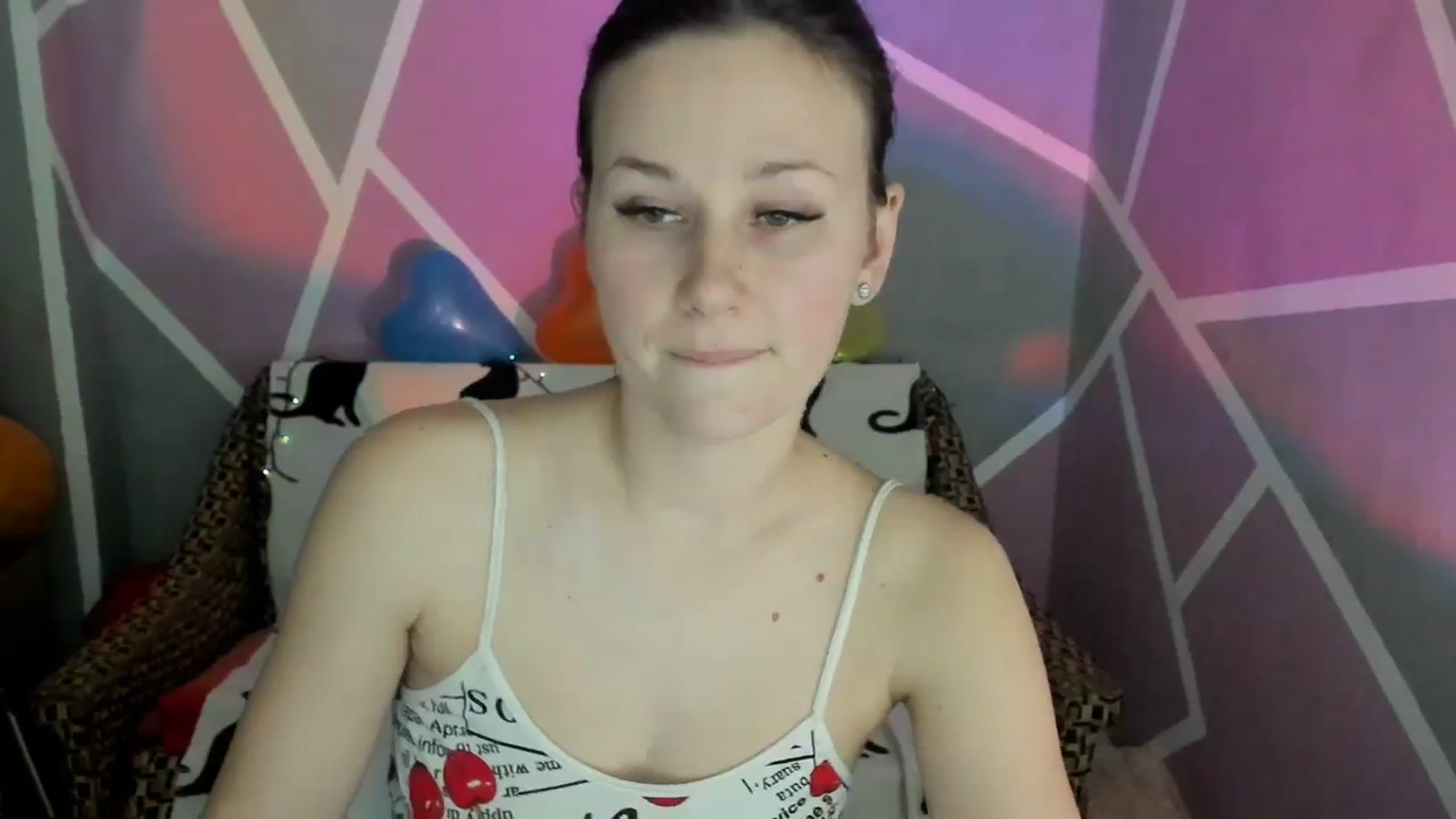 Gallery image thumbnail from Sexy_Ukr's myfreecams stream on, 02/04/2024, 18:52 image 6 of 20