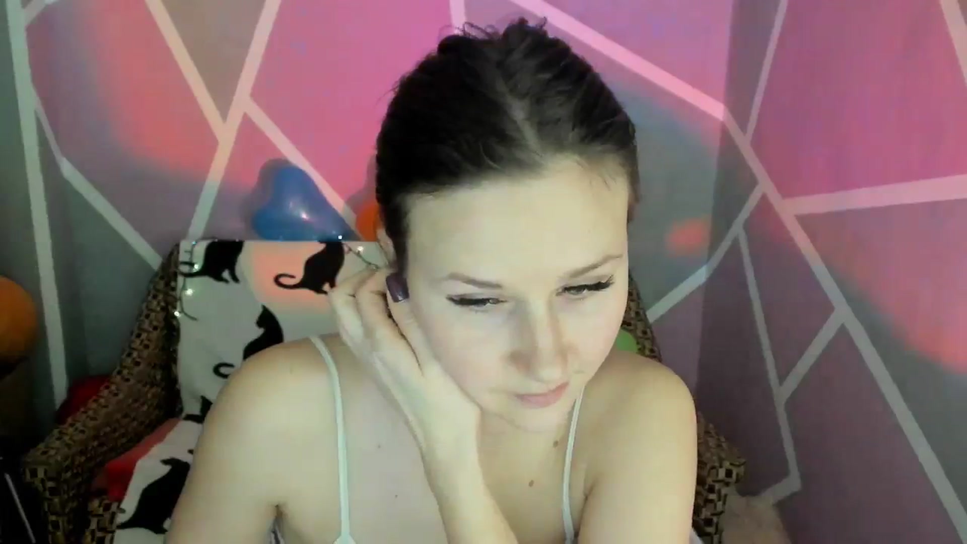 Gallery image thumbnail from Sexy_Ukr's myfreecams stream on, 02/04/2024, 18:52 image 8 of 20
