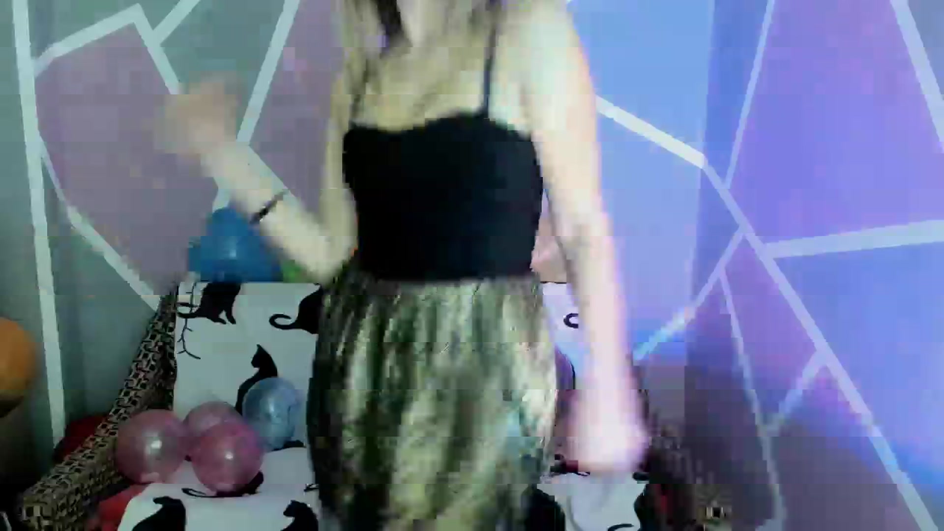 Gallery image thumbnail from Sexy_Ukr's myfreecams stream on, 02/06/2024, 17:53 image 16 of 20