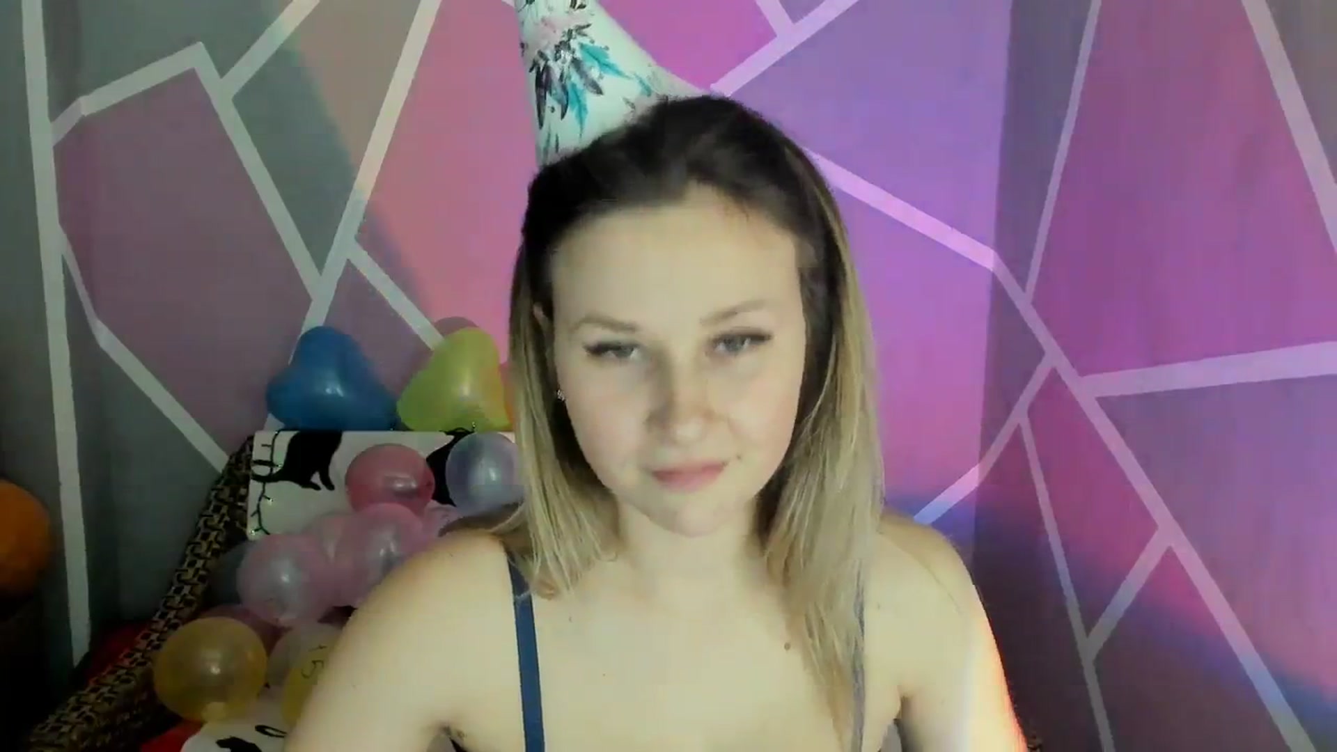 Gallery image thumbnail from Sexy_Ukr's myfreecams stream on, 02/06/2024, 17:53 image 7 of 20