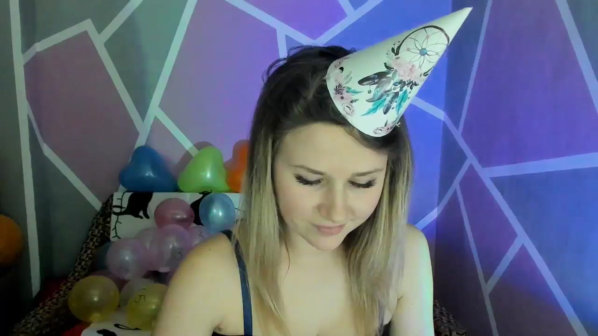 Gallery image thumbnail from Sexy_Ukr's myfreecams stream on, 02/06/2024, 17:53 image 4 of 20