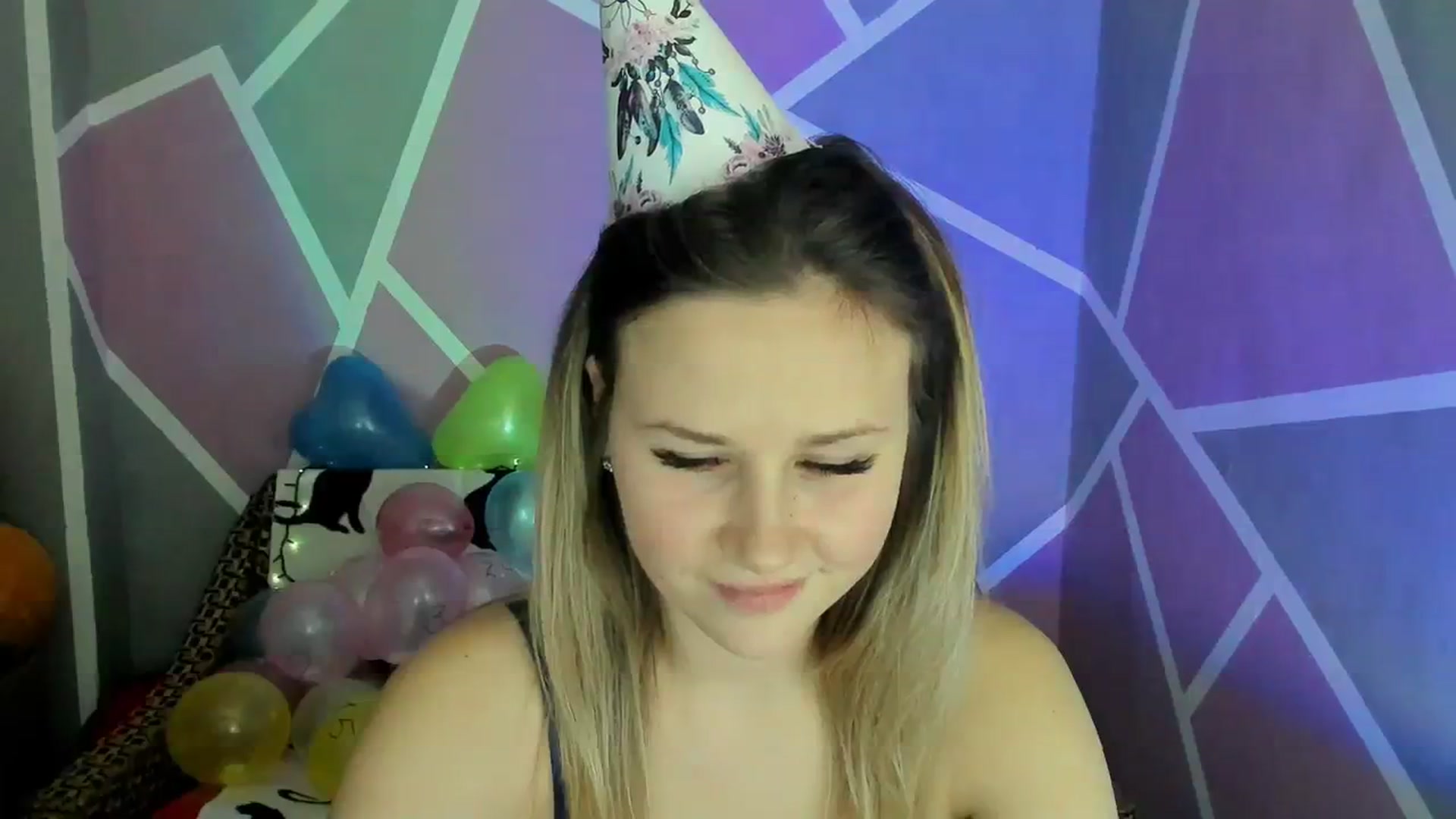 Gallery image thumbnail from Sexy_Ukr's myfreecams stream on, 02/06/2024, 17:53 image 5 of 20