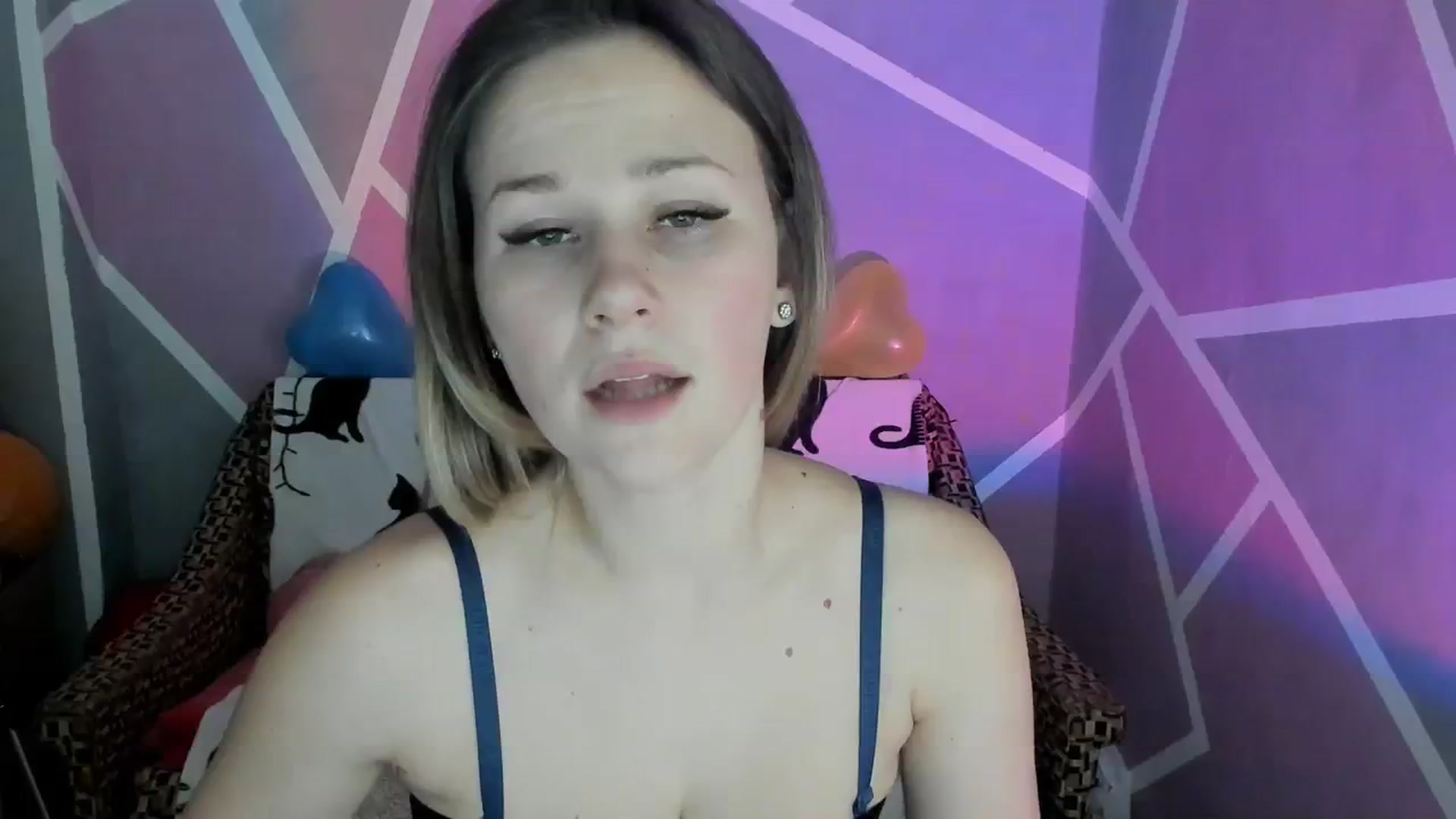 Gallery image thumbnail from Sexy_Ukr's myfreecams stream on, 02/06/2024, 19:15 image 9 of 20