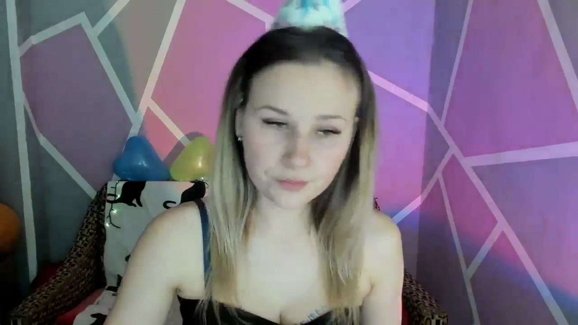 Gallery image thumbnail from Sexy_Ukr's myfreecams stream on, 02/06/2024, 19:15 image 13 of 20