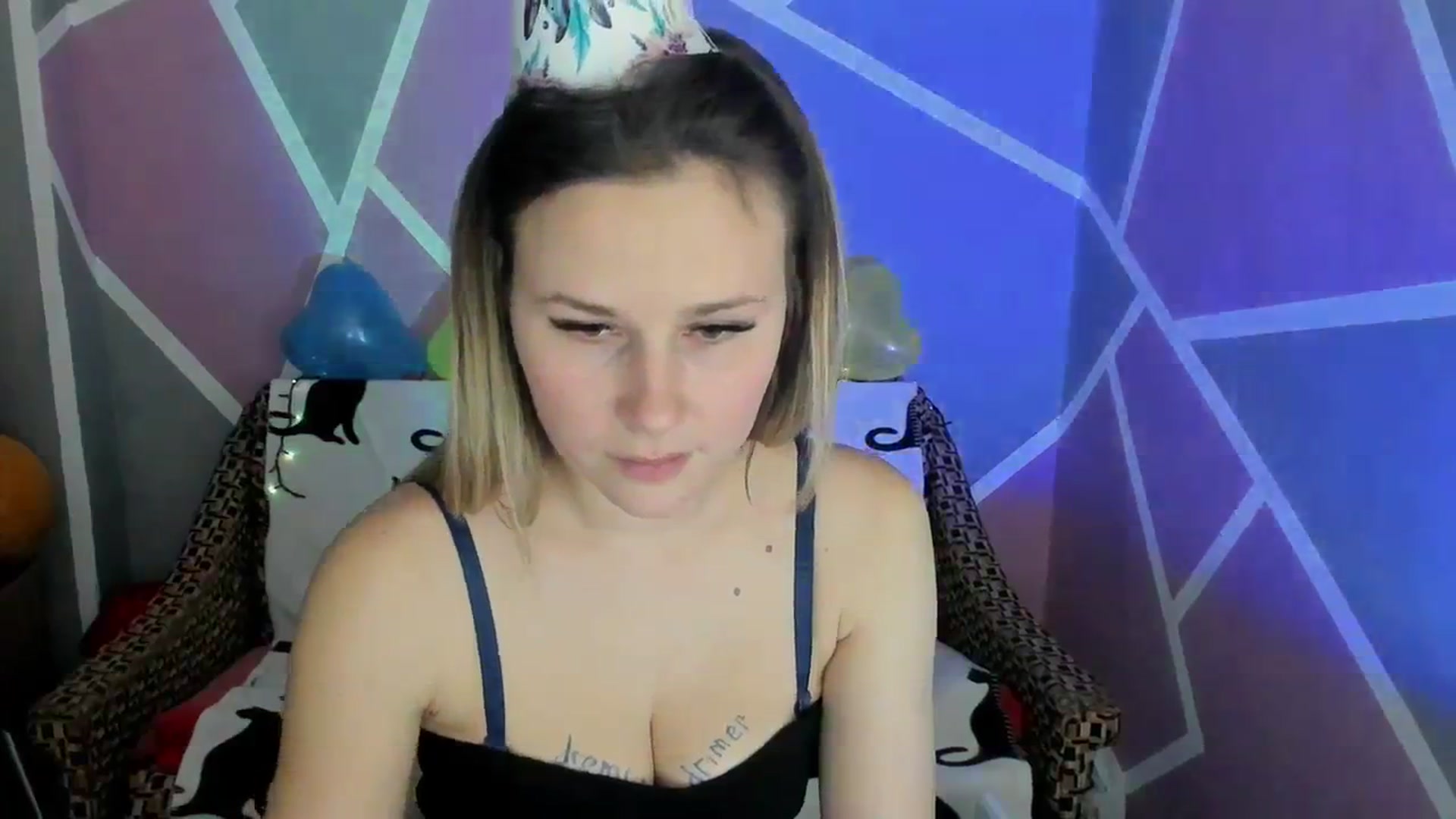Gallery image thumbnail from Sexy_Ukr's myfreecams stream on, 02/06/2024, 19:15 image 20 of 20