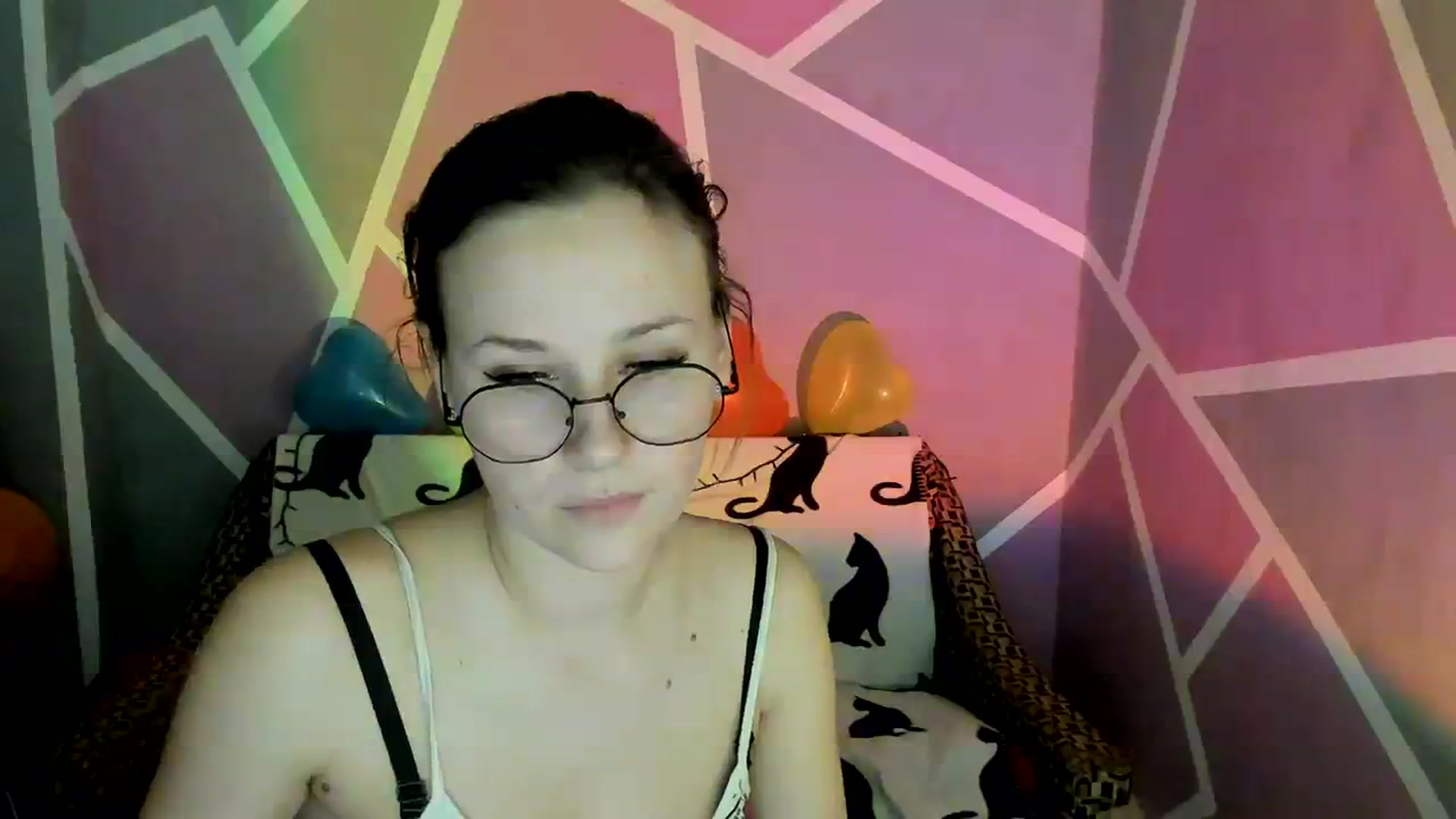 Gallery image thumbnail from Sexy_Ukr's myfreecams stream on, 02/10/2024, 18:57 image 9 of 20