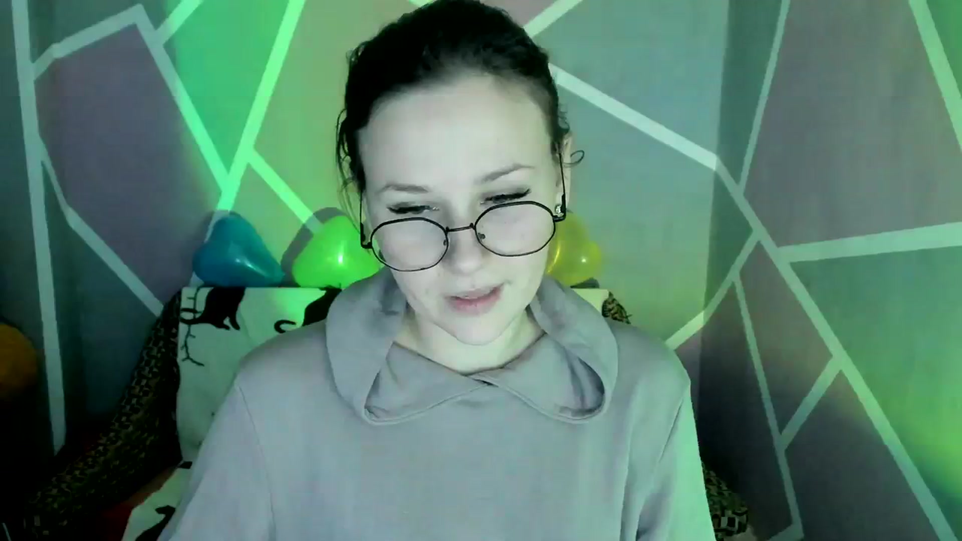 Gallery image thumbnail from Sexy_Ukr's myfreecams stream on, 02/10/2024, 18:57 image 3 of 20
