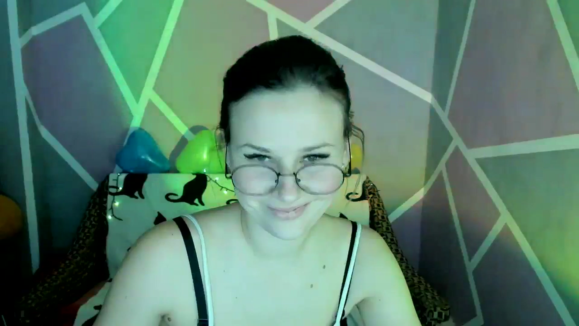 Gallery image thumbnail from Sexy_Ukr's myfreecams stream on, 02/10/2024, 18:57 image 11 of 20