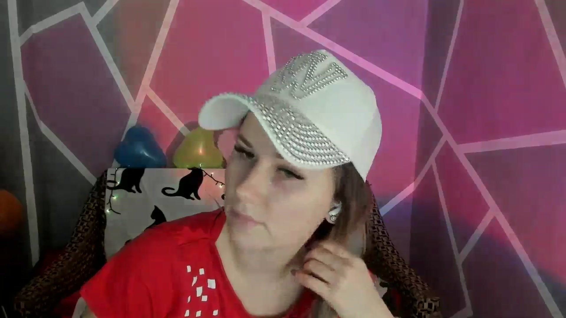 Gallery image thumbnail from Sexy_Ukr's myfreecams stream on, 02/11/2024, 17:22 image 3 of 20