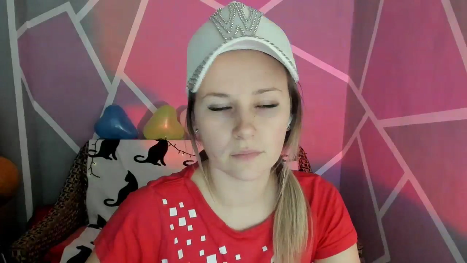 Gallery image thumbnail from Sexy_Ukr's myfreecams stream on, 02/11/2024, 17:22 image 11 of 20