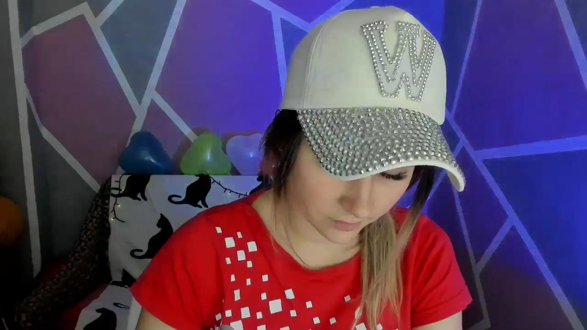 Gallery image thumbnail from Sexy_Ukr's myfreecams stream on, 02/11/2024, 18:19 image 5 of 20