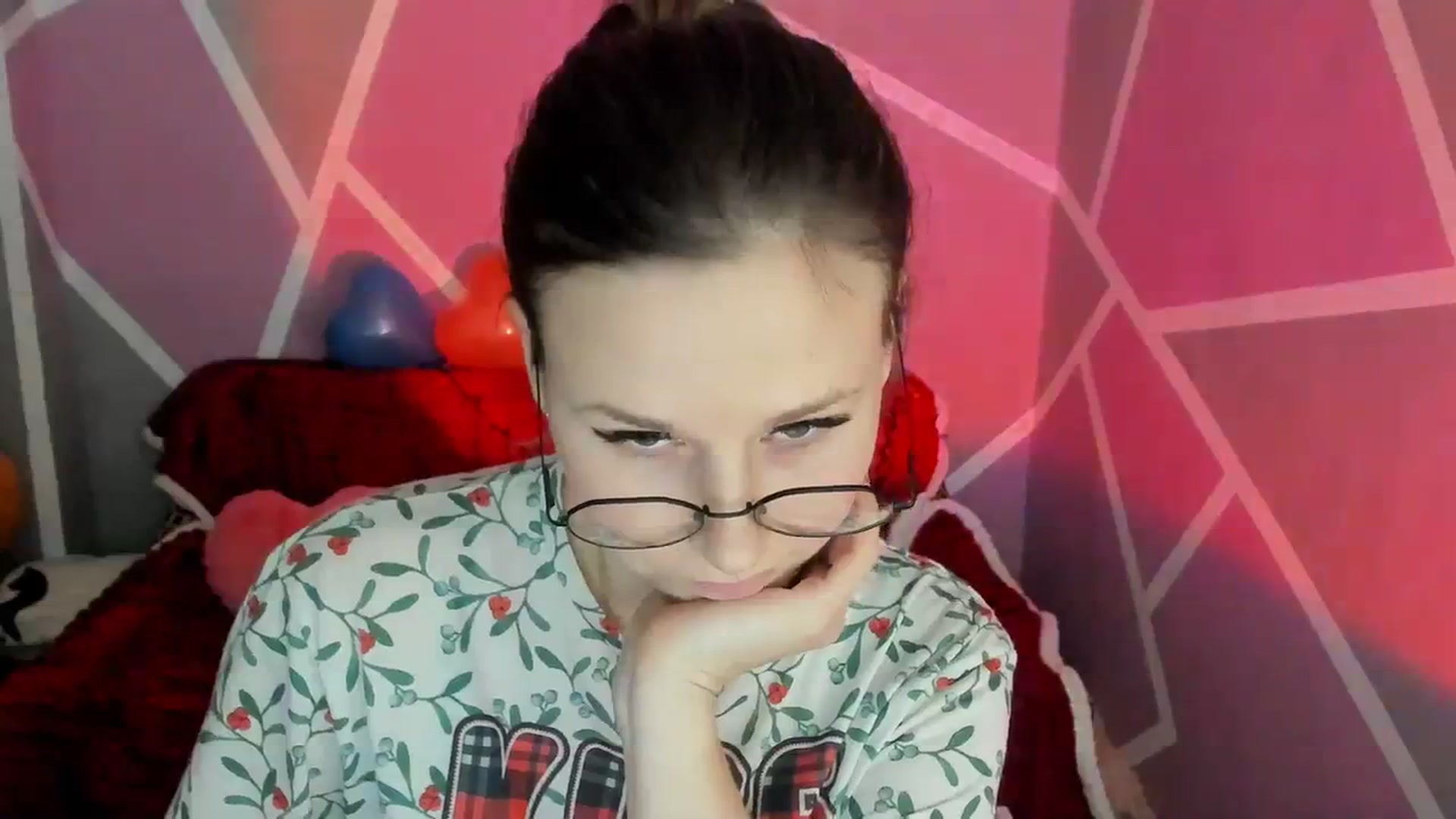 Gallery image thumbnail from Sexy_Ukr's myfreecams stream on, 02/15/2024, 17:26 image 13 of 20
