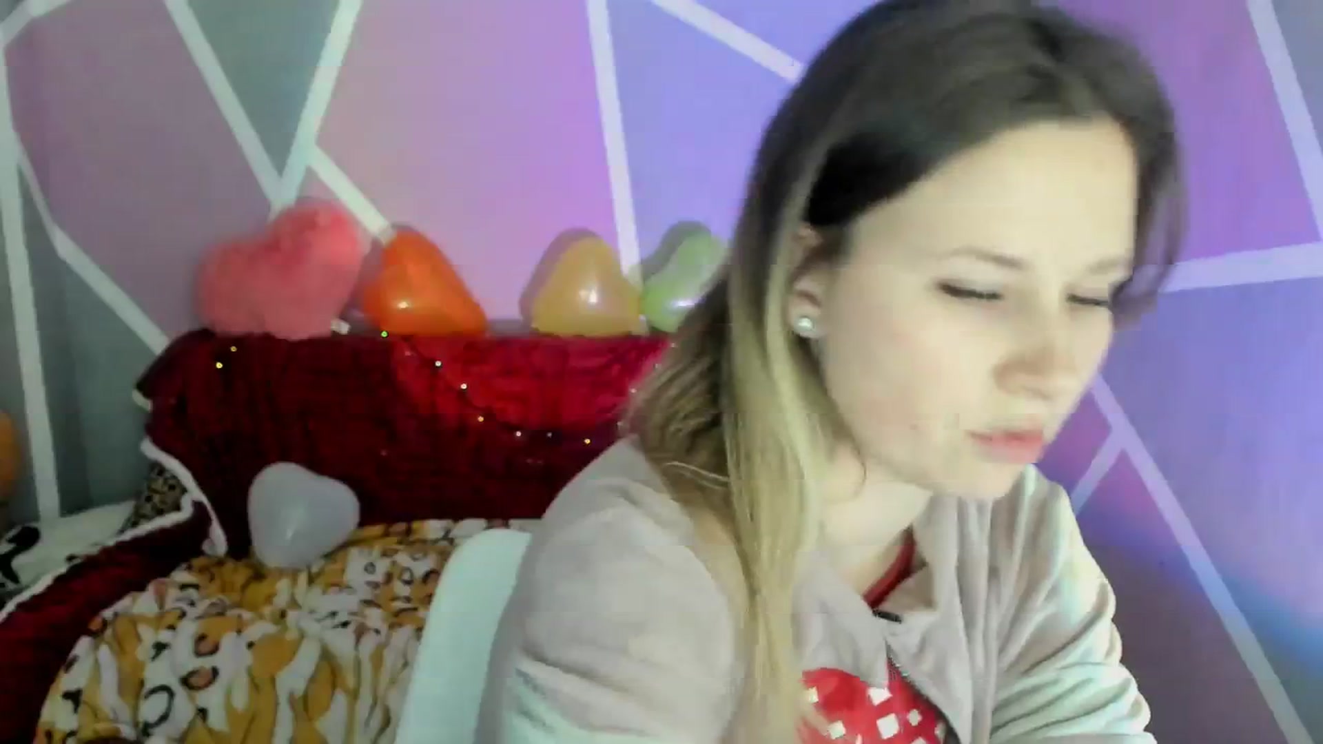 Gallery image thumbnail from Sexy_Ukr's myfreecams stream on, 02/16/2024, 17:17 image 11 of 20