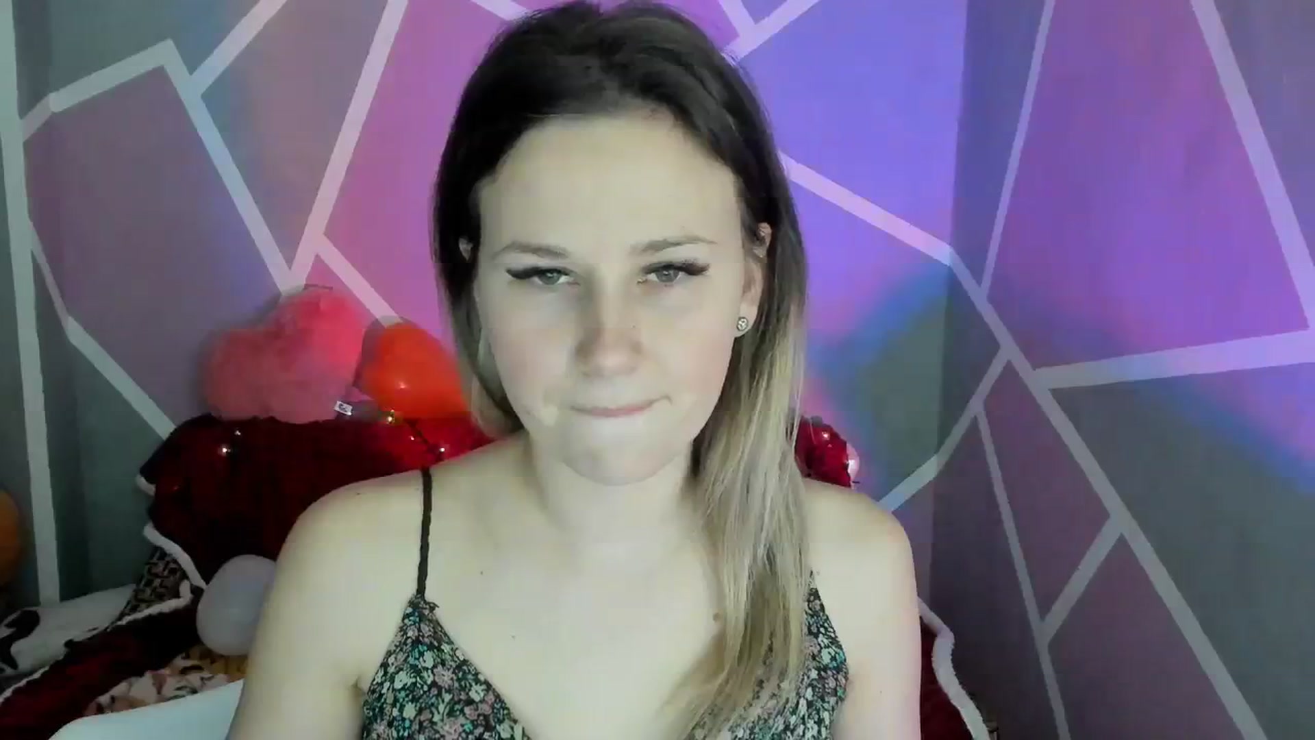 Gallery image thumbnail from Sexy_Ukr's myfreecams stream on, 02/17/2024, 17:25 image 19 of 20