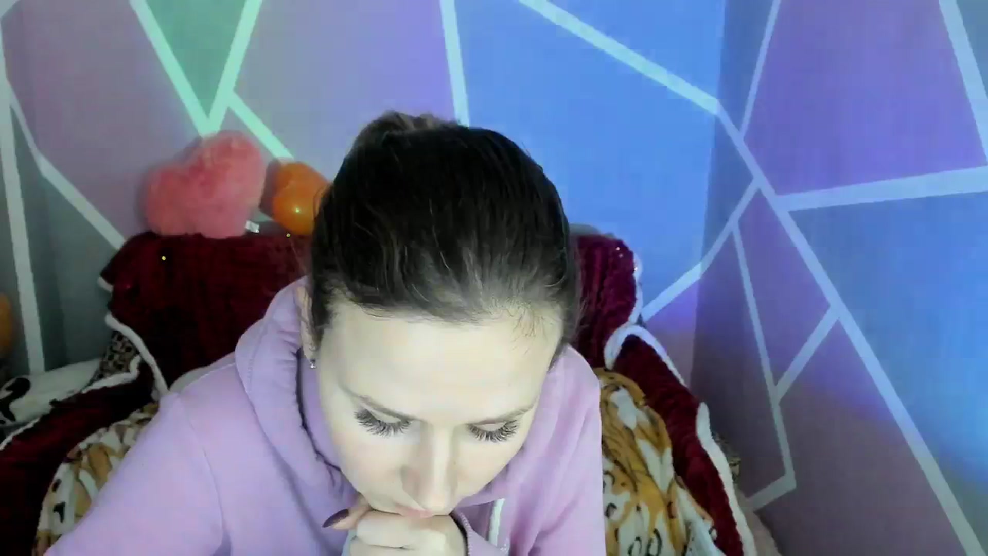 Gallery image thumbnail from Sexy_Ukr's myfreecams stream on, 02/19/2024, 18:32 image 3 of 20