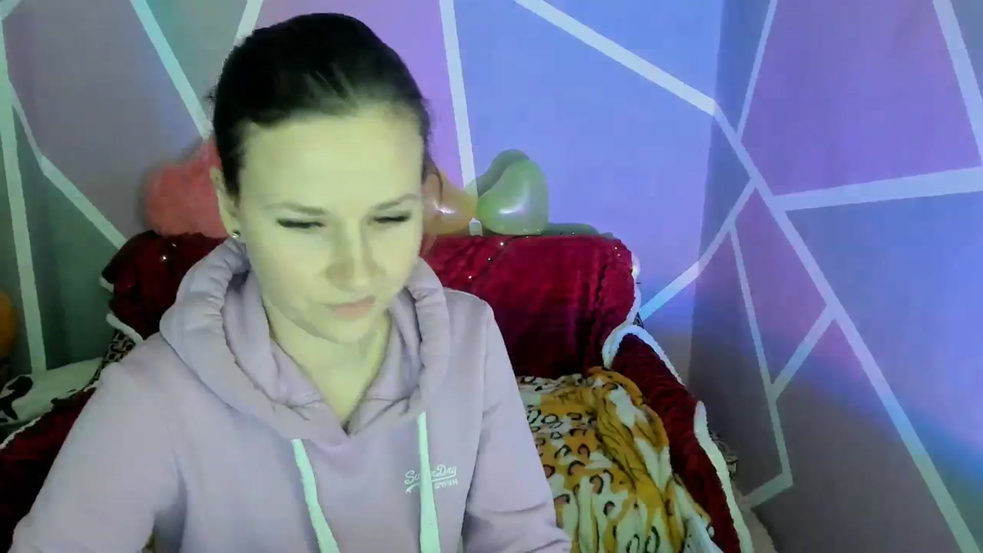 Gallery image thumbnail from Sexy_Ukr's myfreecams stream on, 02/19/2024, 18:32 image 12 of 20