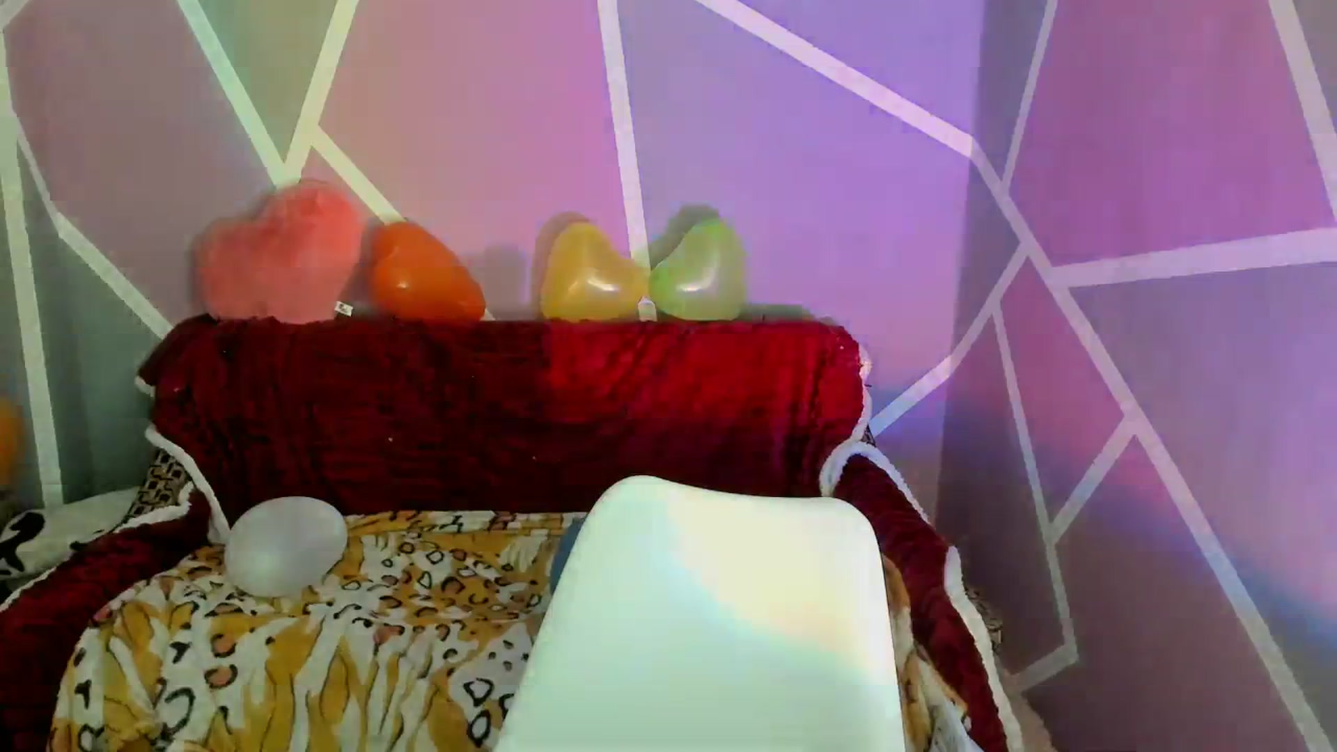 Gallery image thumbnail from Sexy_Ukr's myfreecams stream on, 02/19/2024, 18:32 image 13 of 20