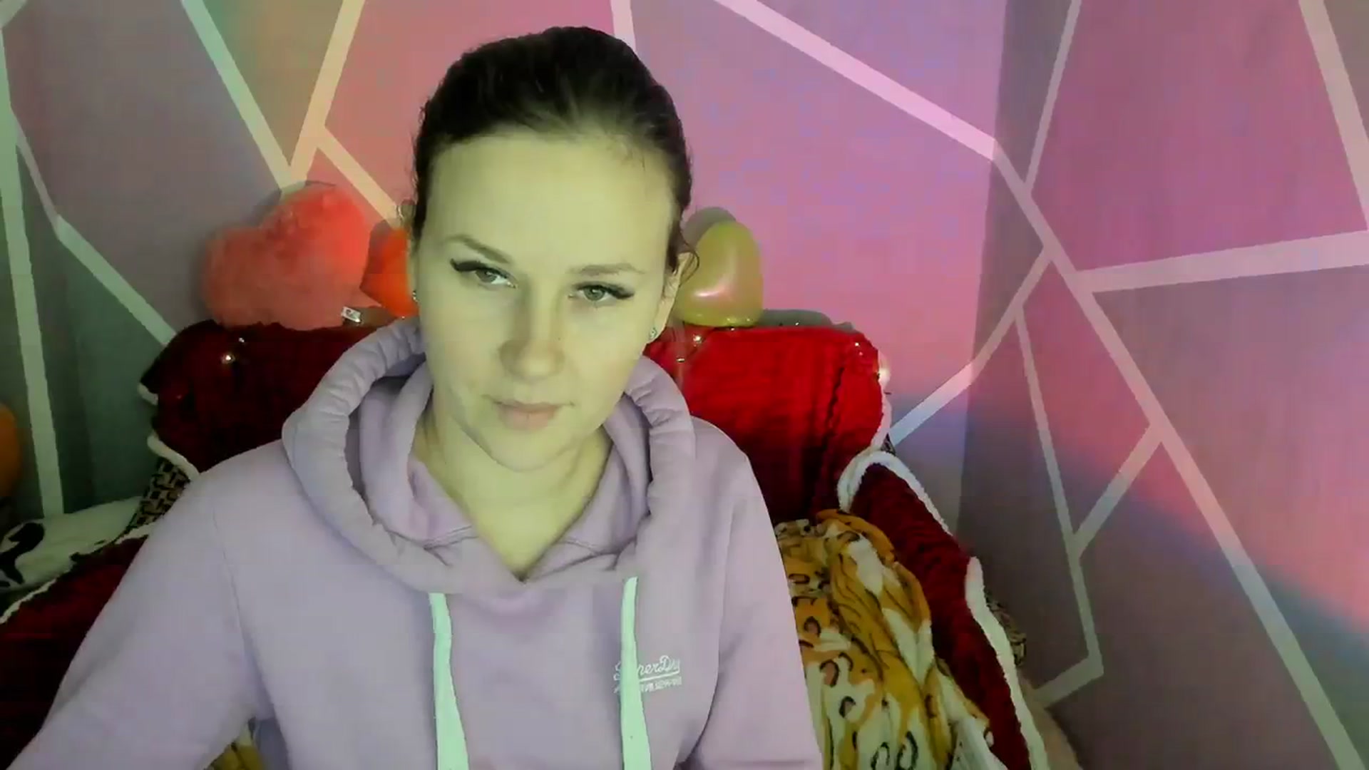 Gallery image thumbnail from Sexy_Ukr's myfreecams stream on, 02/19/2024, 18:32 image 4 of 20