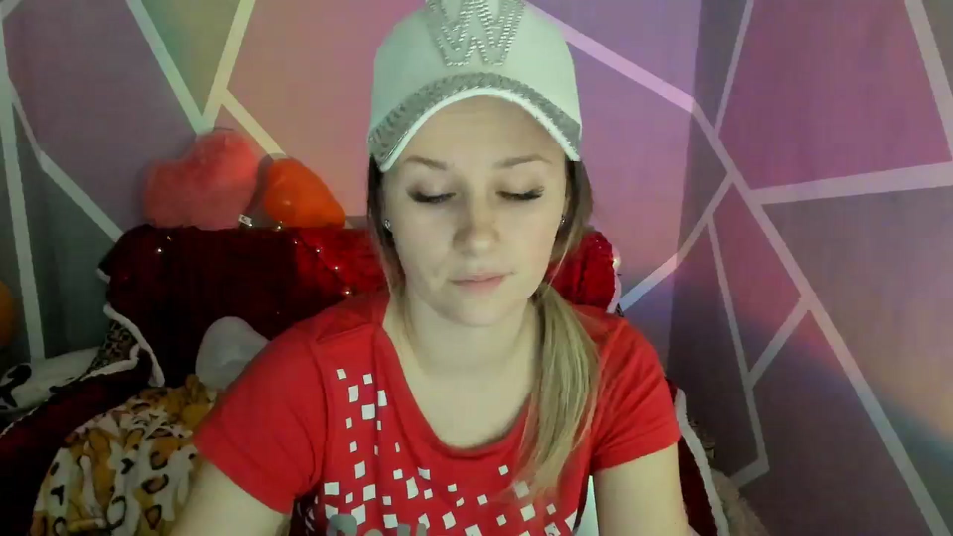 Gallery image thumbnail from Sexy_Ukr's myfreecams stream on, 02/20/2024, 16:25 image 14 of 20