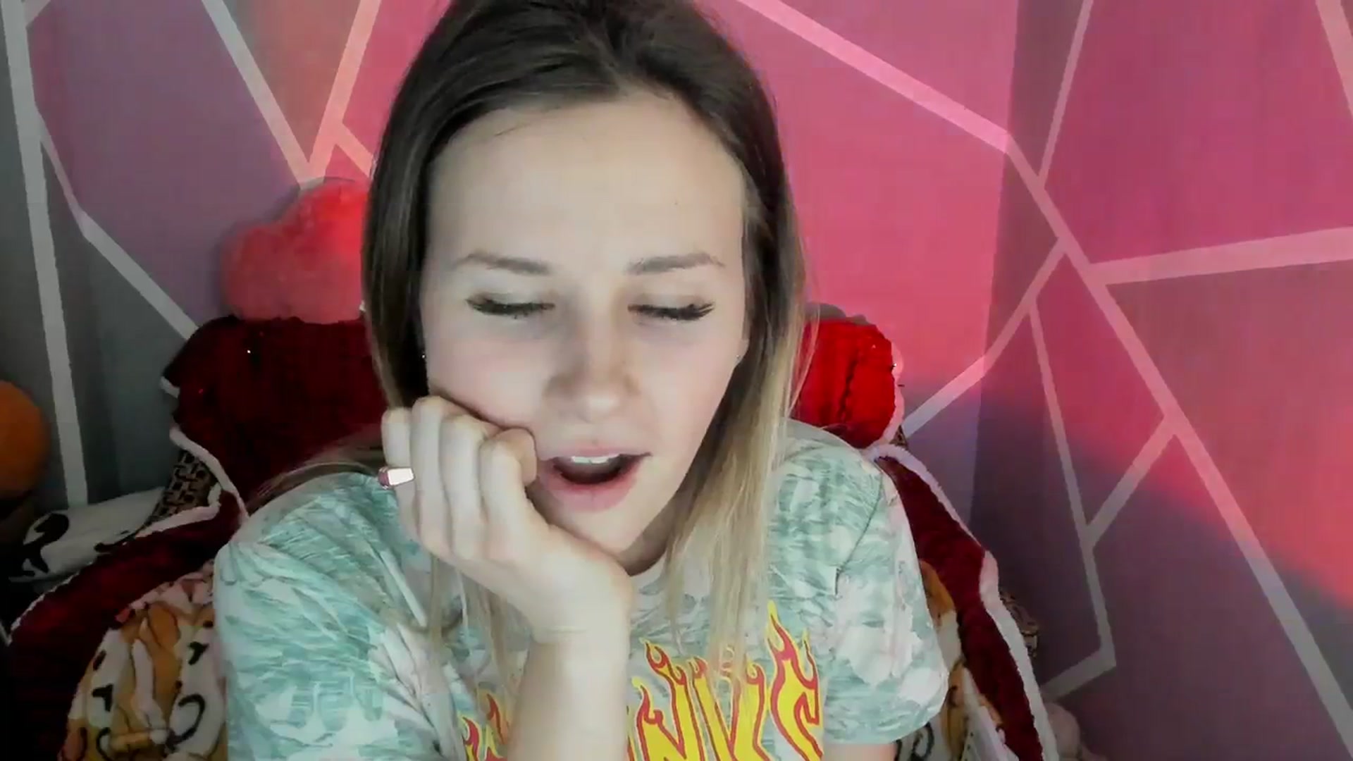 Gallery image thumbnail from Sexy_Ukr's myfreecams stream on, 02/23/2024, 19:05 image 10 of 20