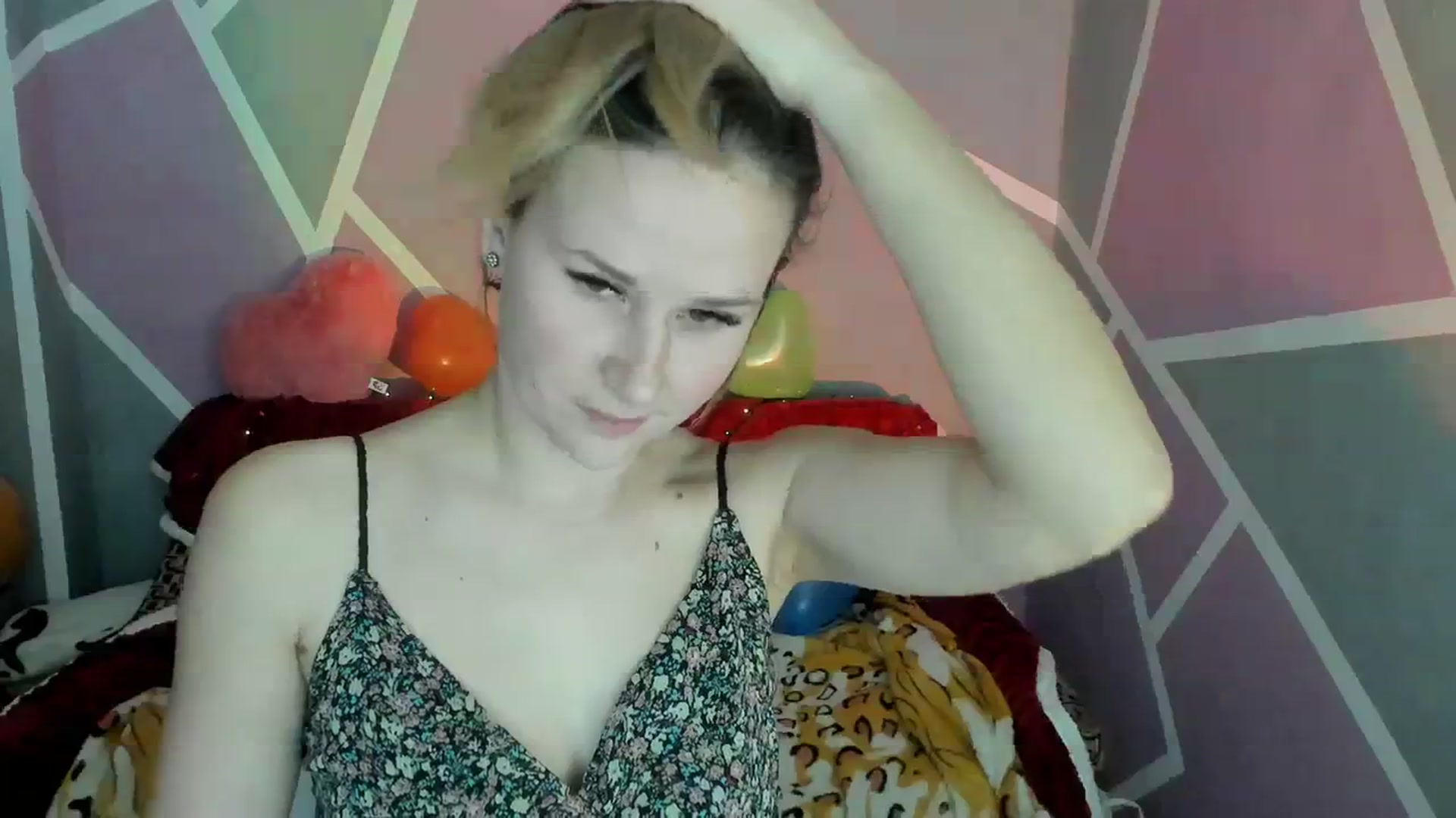Gallery image thumbnail from Sexy_Ukr's myfreecams stream on, 02/24/2024, 19:23 image 10 of 20