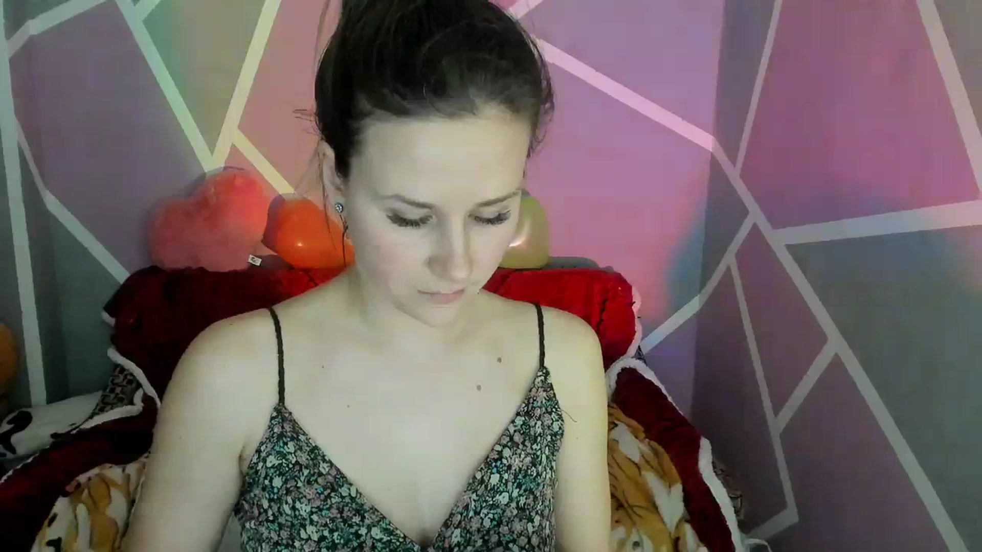 Gallery image thumbnail from Sexy_Ukr's myfreecams stream on, 02/24/2024, 19:23 image 12 of 20