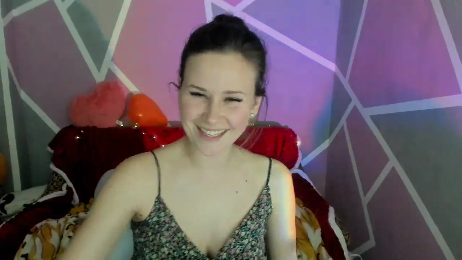 Gallery image thumbnail from Sexy_Ukr's myfreecams stream on, 02/24/2024, 19:23 image 4 of 20