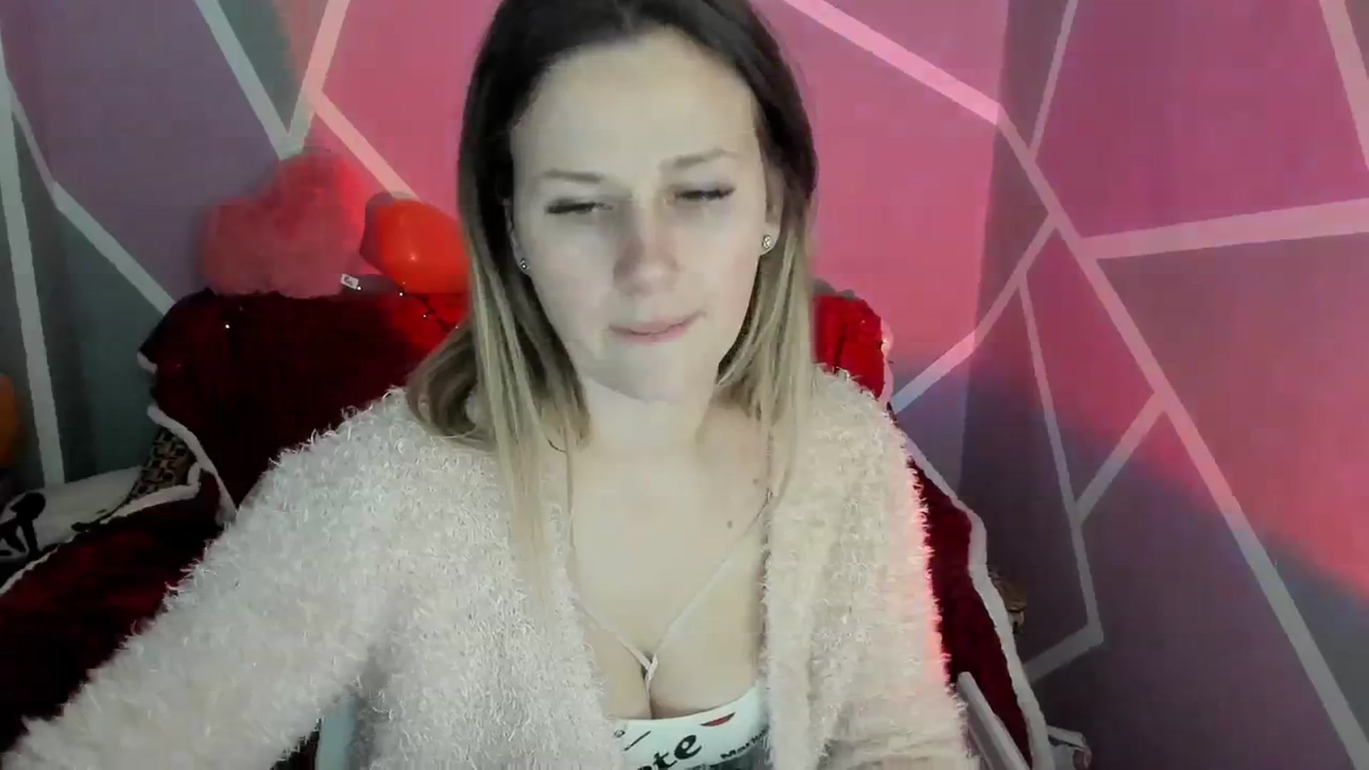 Gallery image thumbnail from Sexy_Ukr's myfreecams stream on, 02/28/2024, 15:48 image 12 of 20