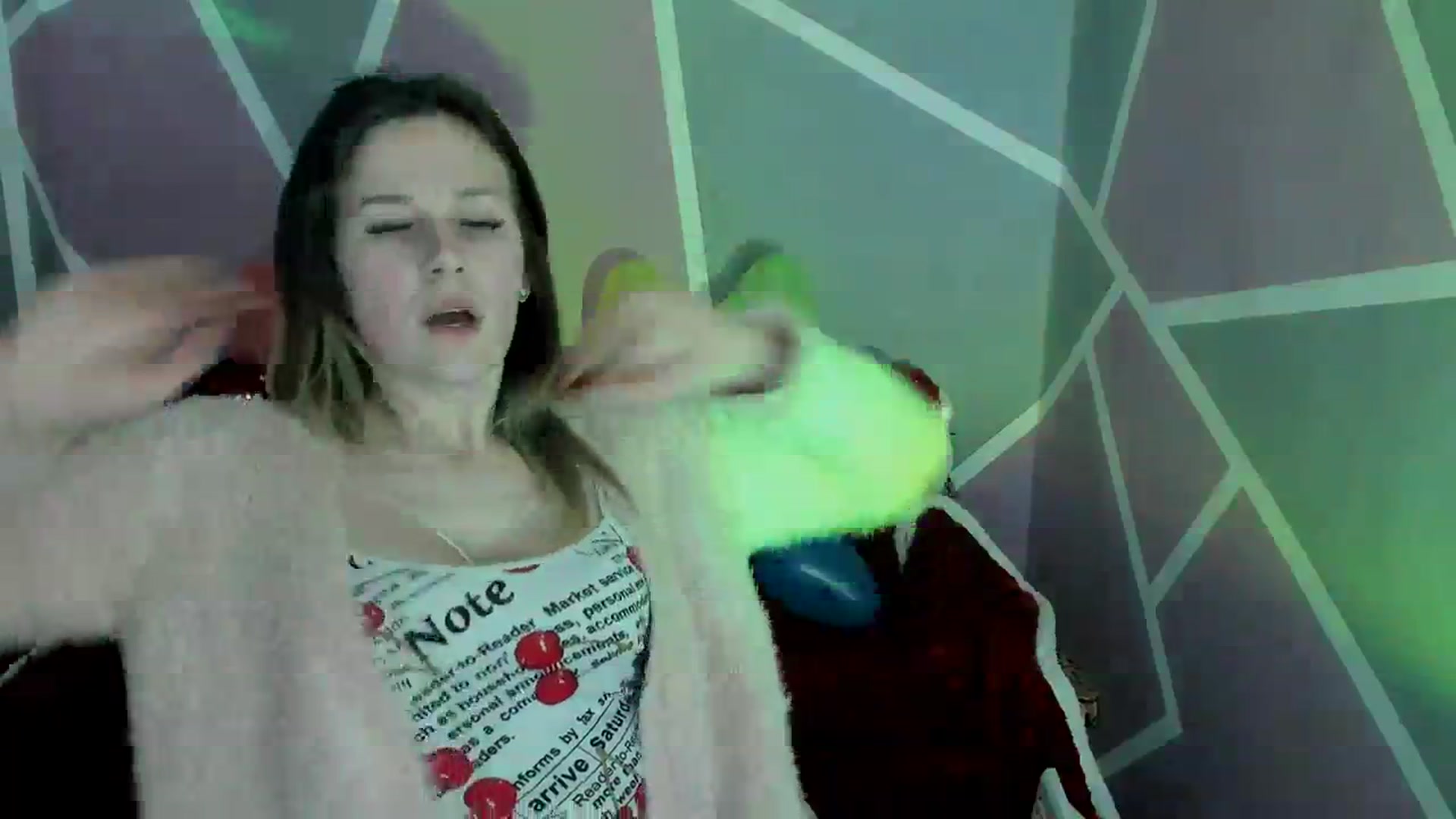 Gallery image thumbnail from Sexy_Ukr's myfreecams stream on, 02/28/2024, 18:04 image 17 of 20
