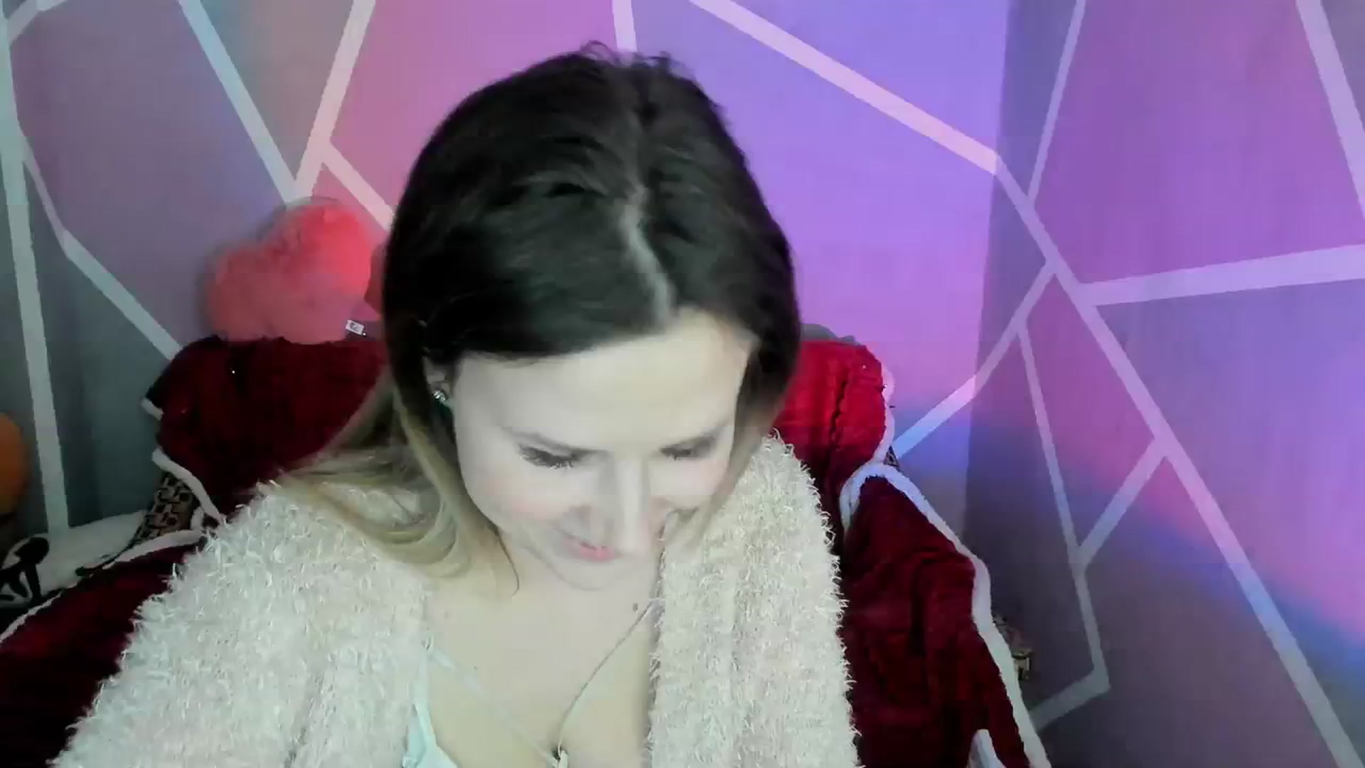 Gallery image thumbnail from Sexy_Ukr's myfreecams stream on, 02/28/2024, 18:04 image 1 of 20