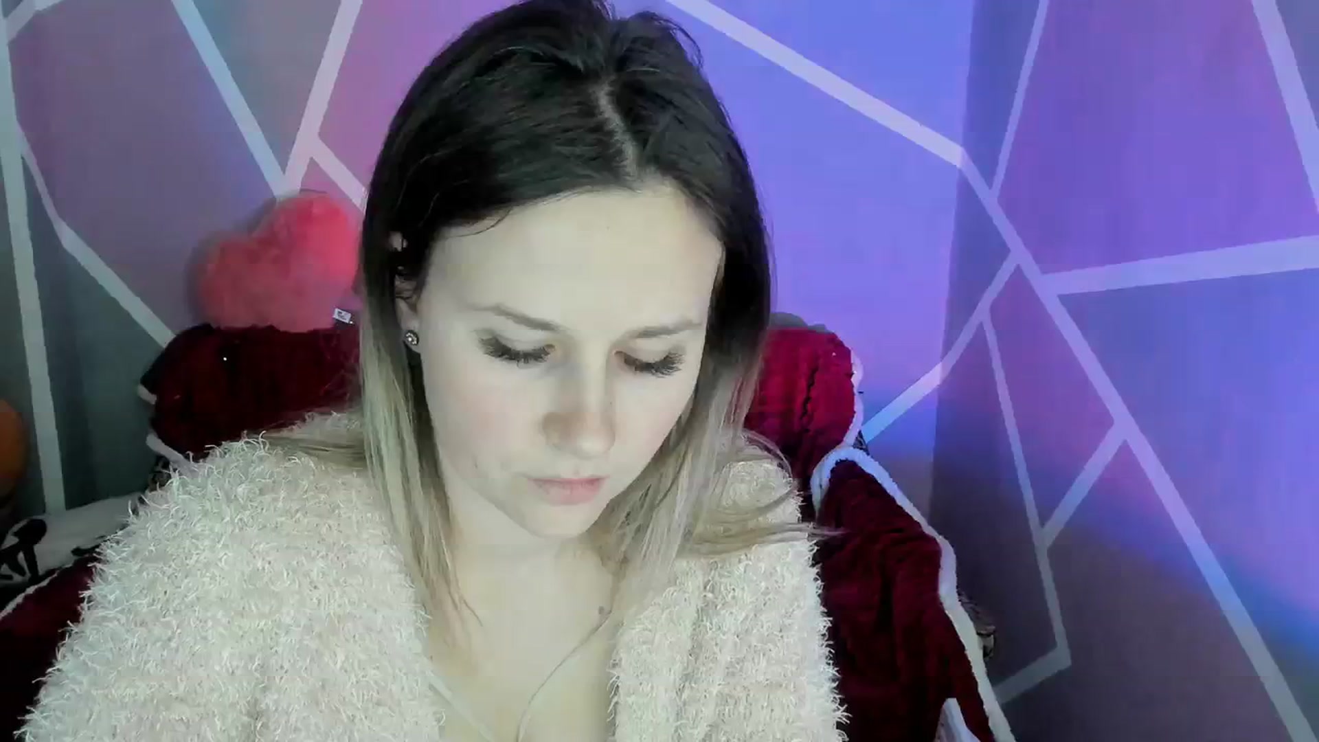 Gallery image thumbnail from Sexy_Ukr's myfreecams stream on, 02/28/2024, 18:04 image 7 of 20