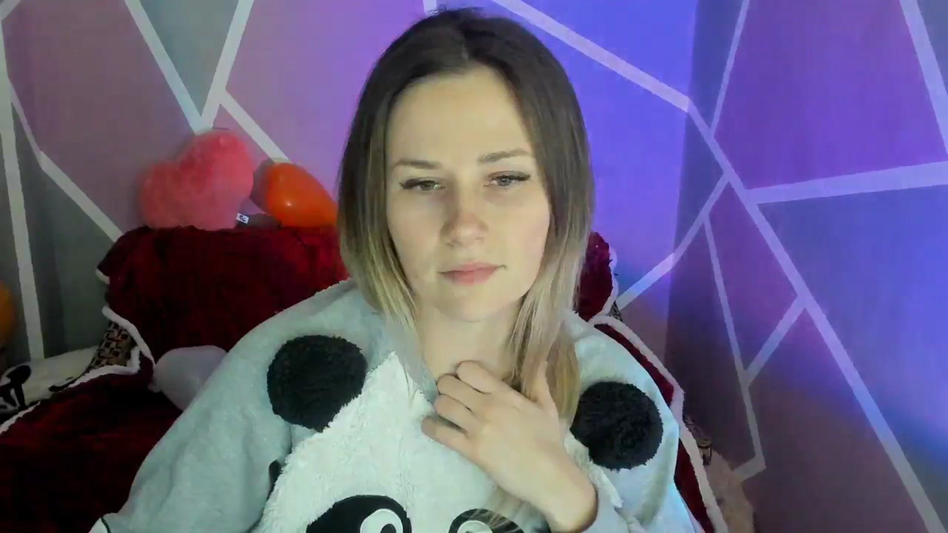 Gallery image thumbnail from Sexy_Ukr's myfreecams stream on, 03/06/2024, 18:40 image 2 of 20