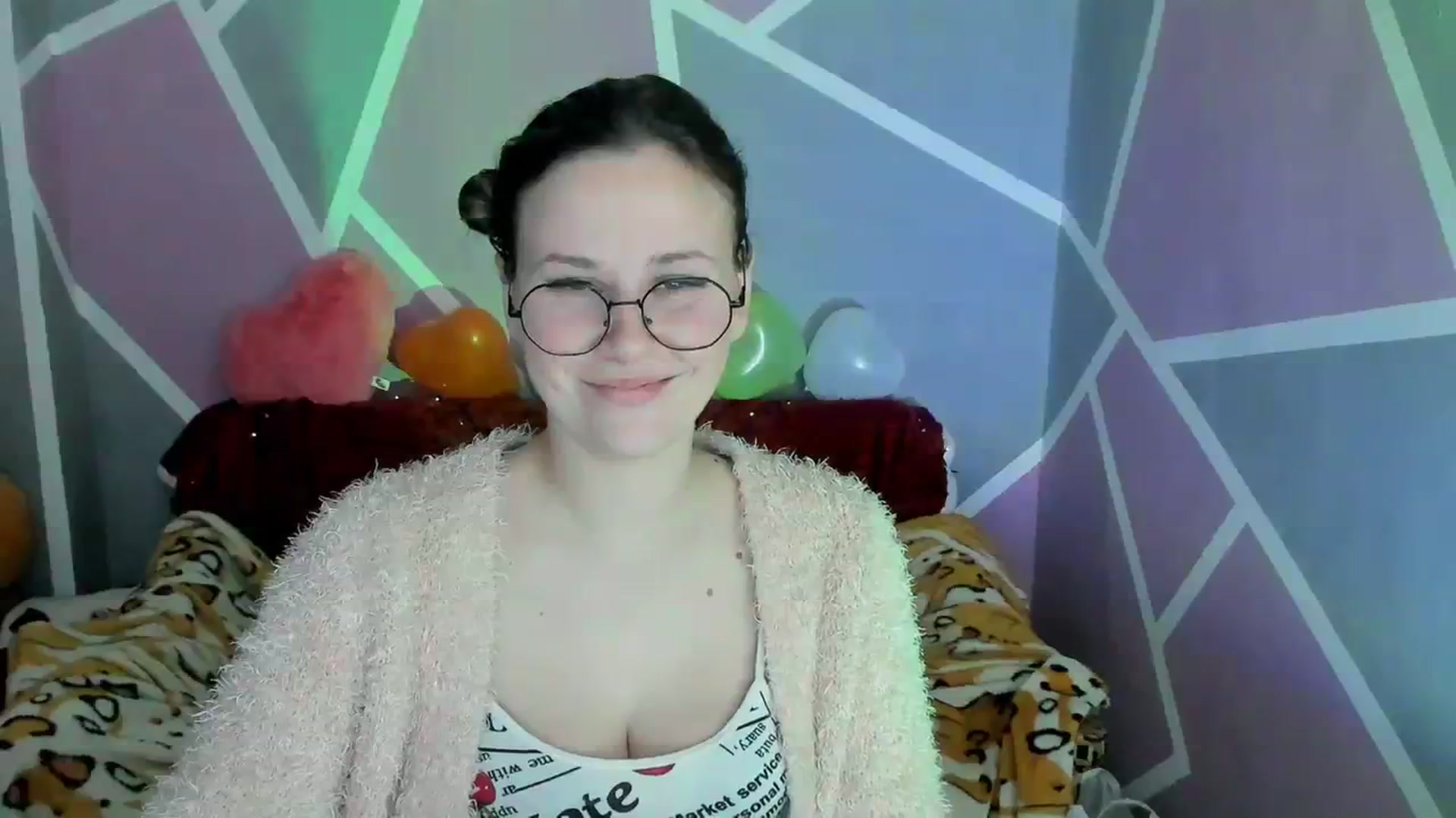 Gallery image thumbnail from Sexy_Ukr's myfreecams stream on, 03/10/2024, 16:33 image 11 of 20