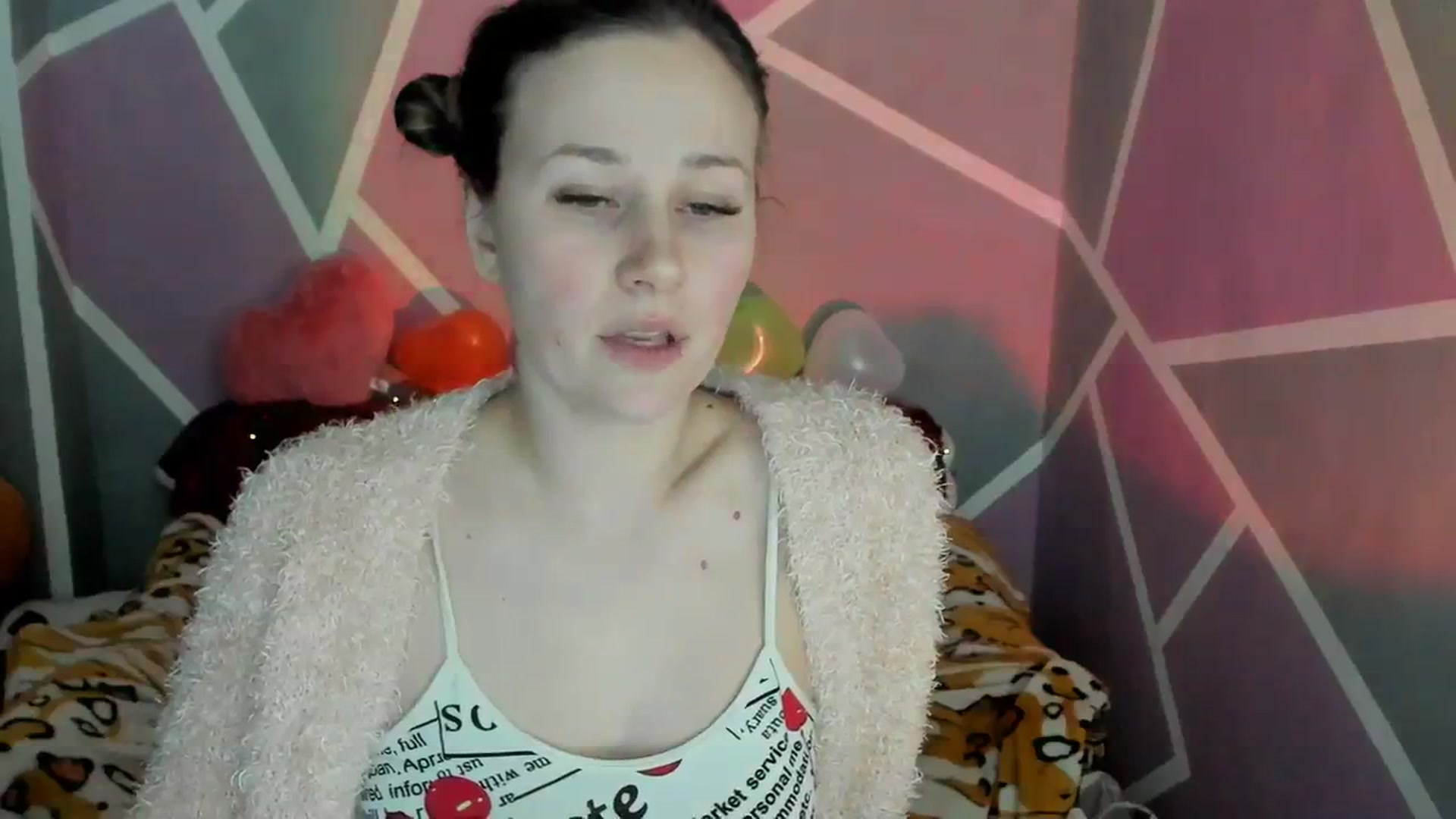 Gallery image thumbnail from Sexy_Ukr's myfreecams stream on, 03/10/2024, 18:24 image 13 of 20