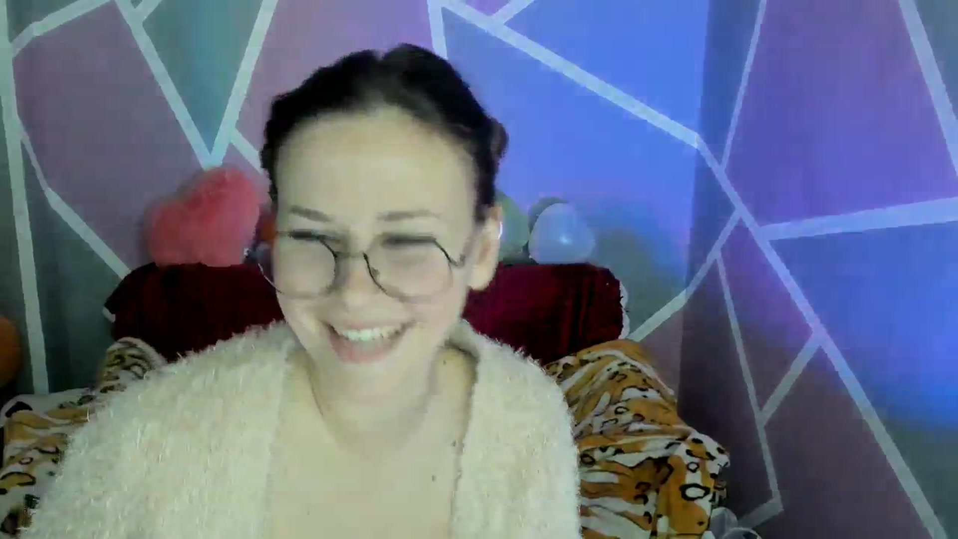 Gallery image thumbnail from Sexy_Ukr's myfreecams stream on, 03/10/2024, 18:24 image 8 of 20