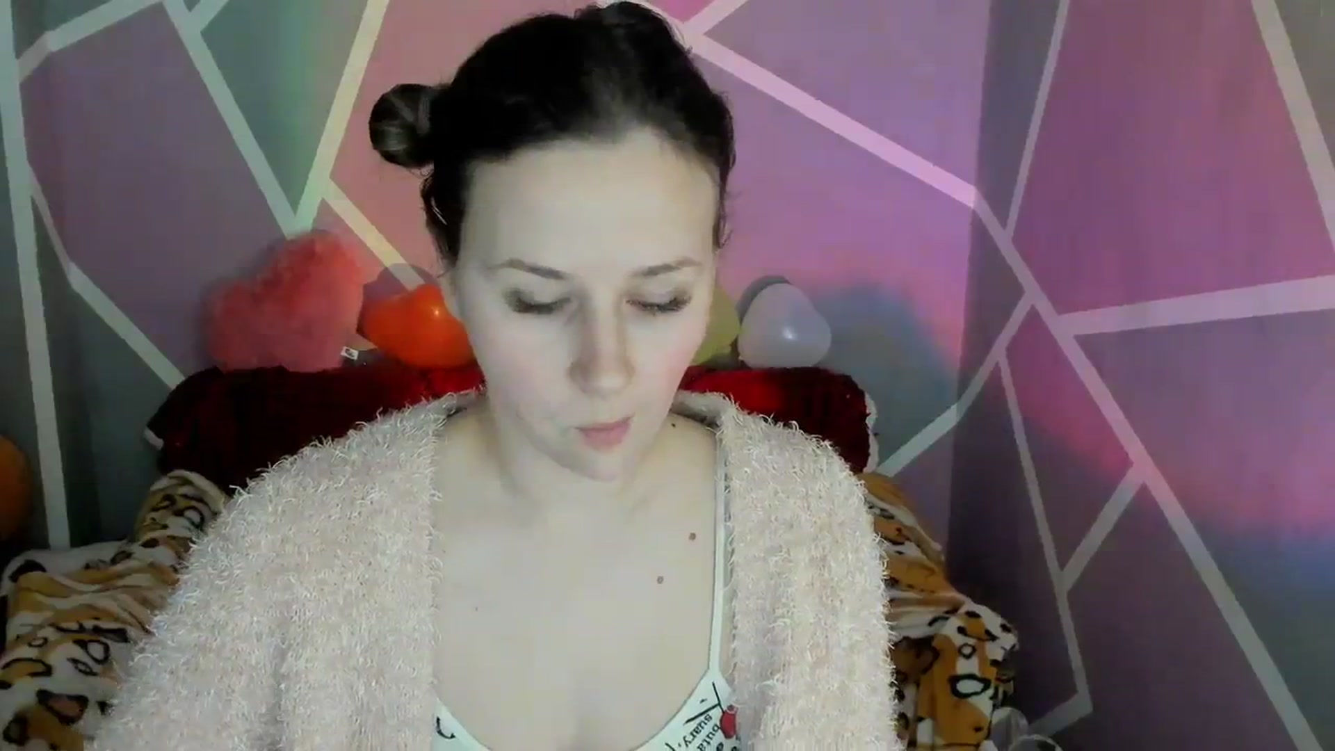 Gallery image thumbnail from Sexy_Ukr's myfreecams stream on, 03/10/2024, 18:24 image 15 of 20