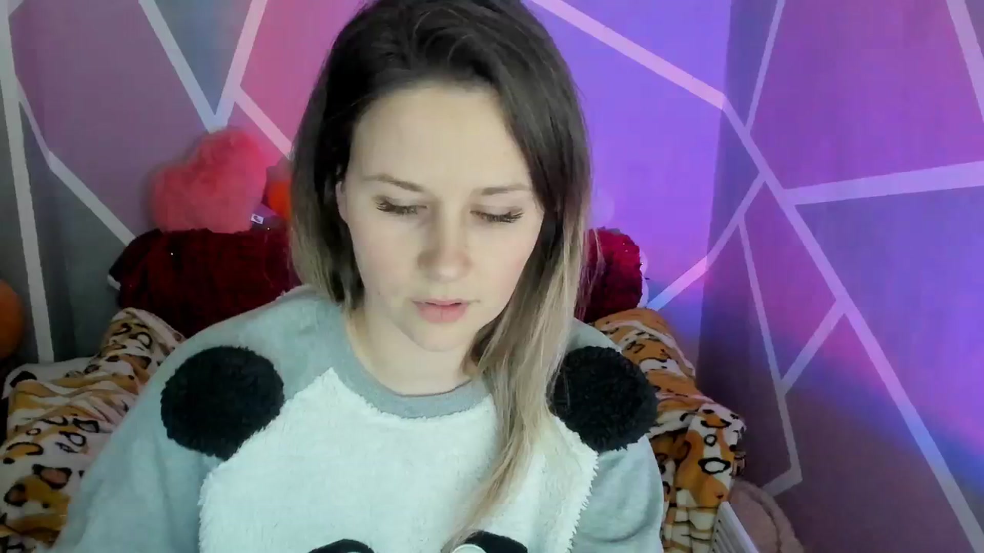 Gallery image thumbnail from Sexy_Ukr's myfreecams stream on, 03/11/2024, 20:06 image 17 of 20