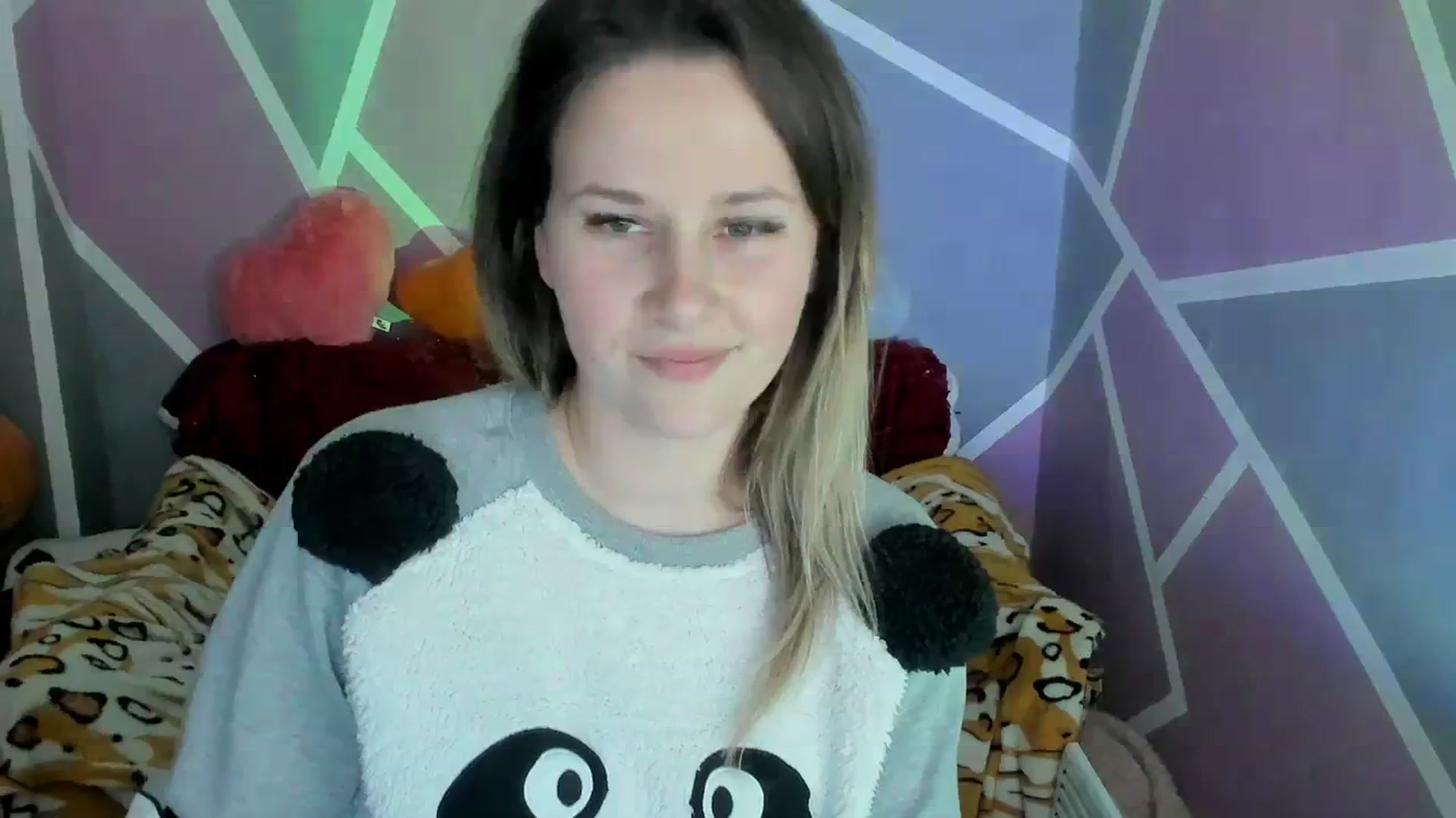Gallery image thumbnail from Sexy_Ukr's myfreecams stream on, 03/11/2024, 20:06 image 16 of 20